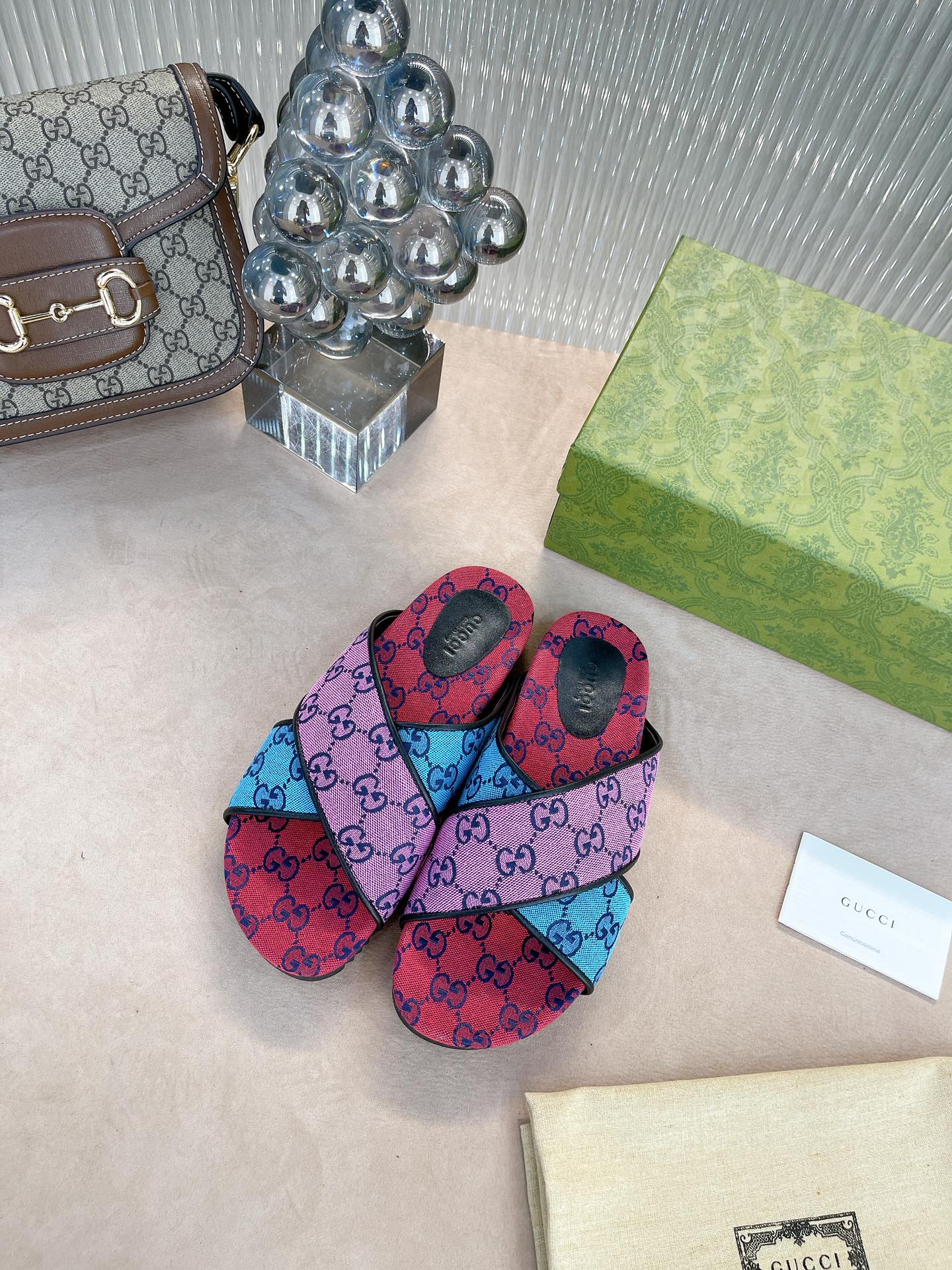 Сандалии Gucci на платформе с перекрестными ремешками - 1