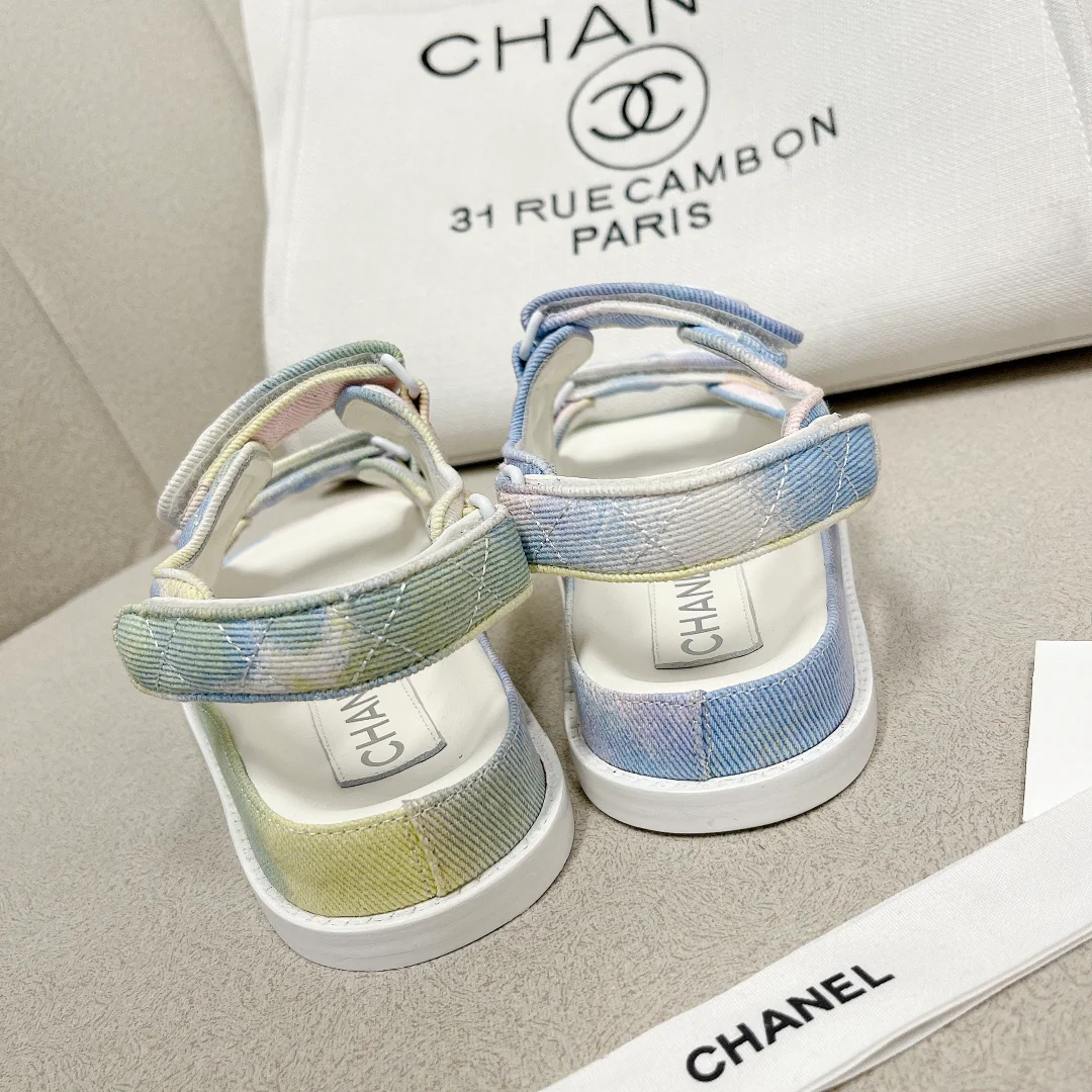 Chanel - Сандалии с градиентным клетчатым узором