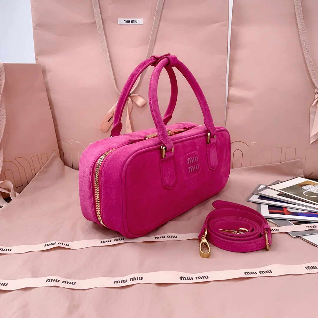 Сумка для боулинга Miu Miu-5bb148, большая, розовая.