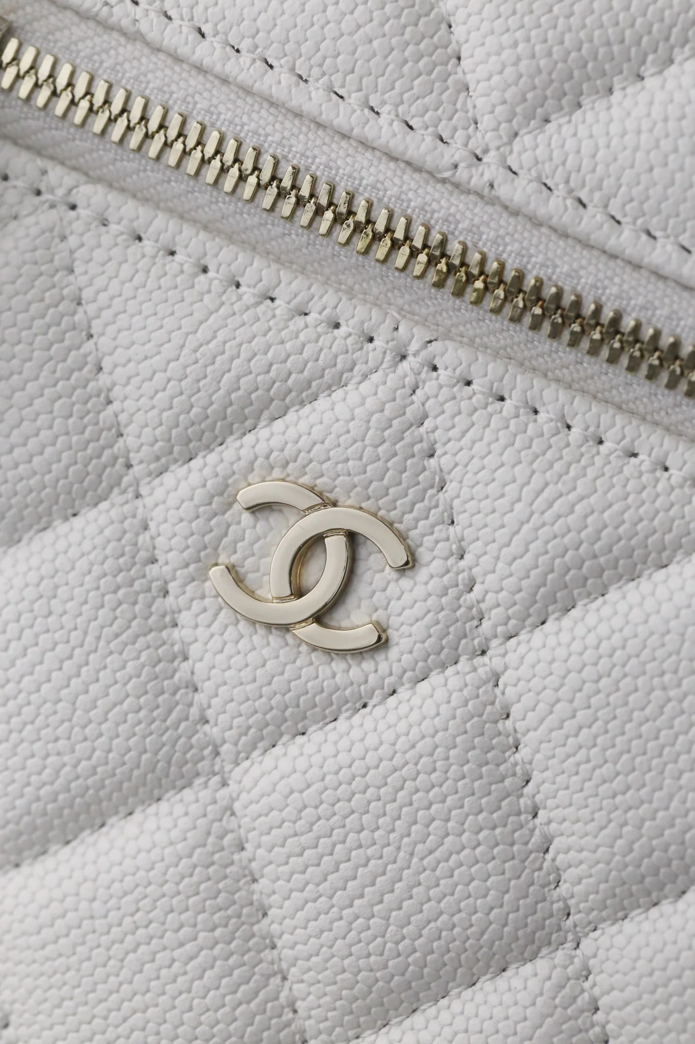 Сумка для ланча Chanel 25c-LP - белая