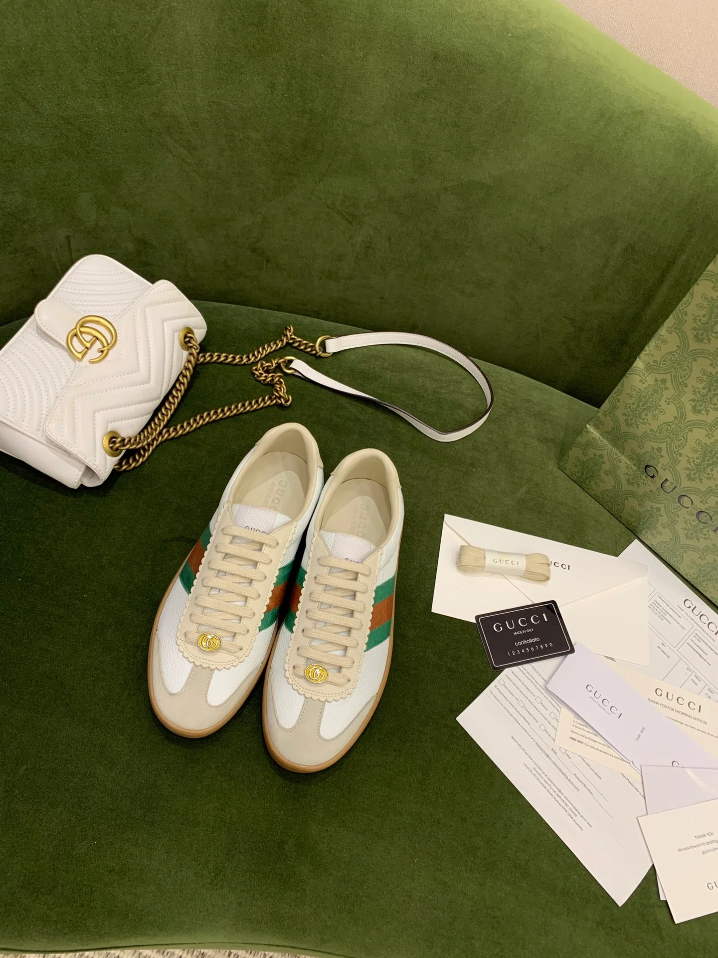 Gucci - Ретро-кроссовки с цветовыми блоками - Белые кроссовки - Парный стиль