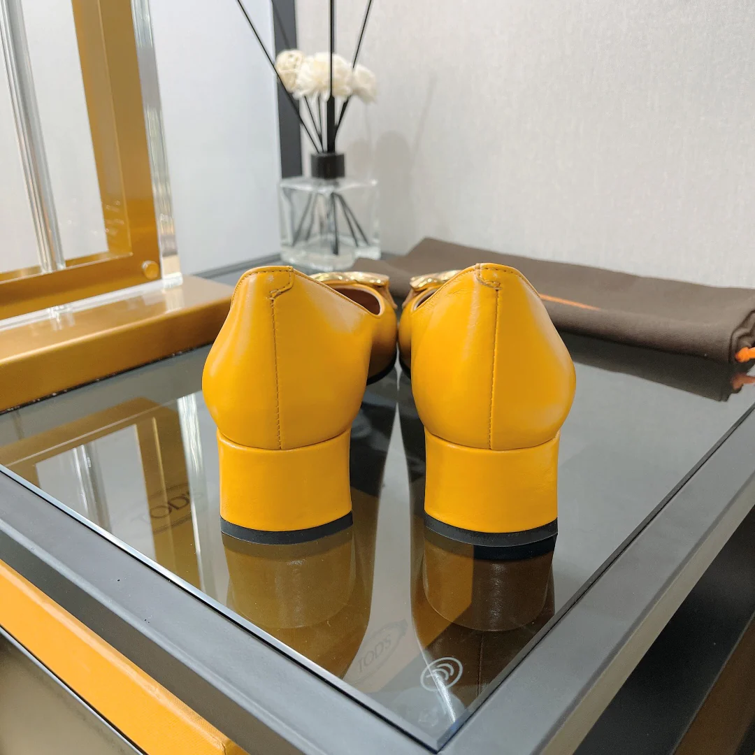 Туфли Tods в стиле ретро на низком каблуке