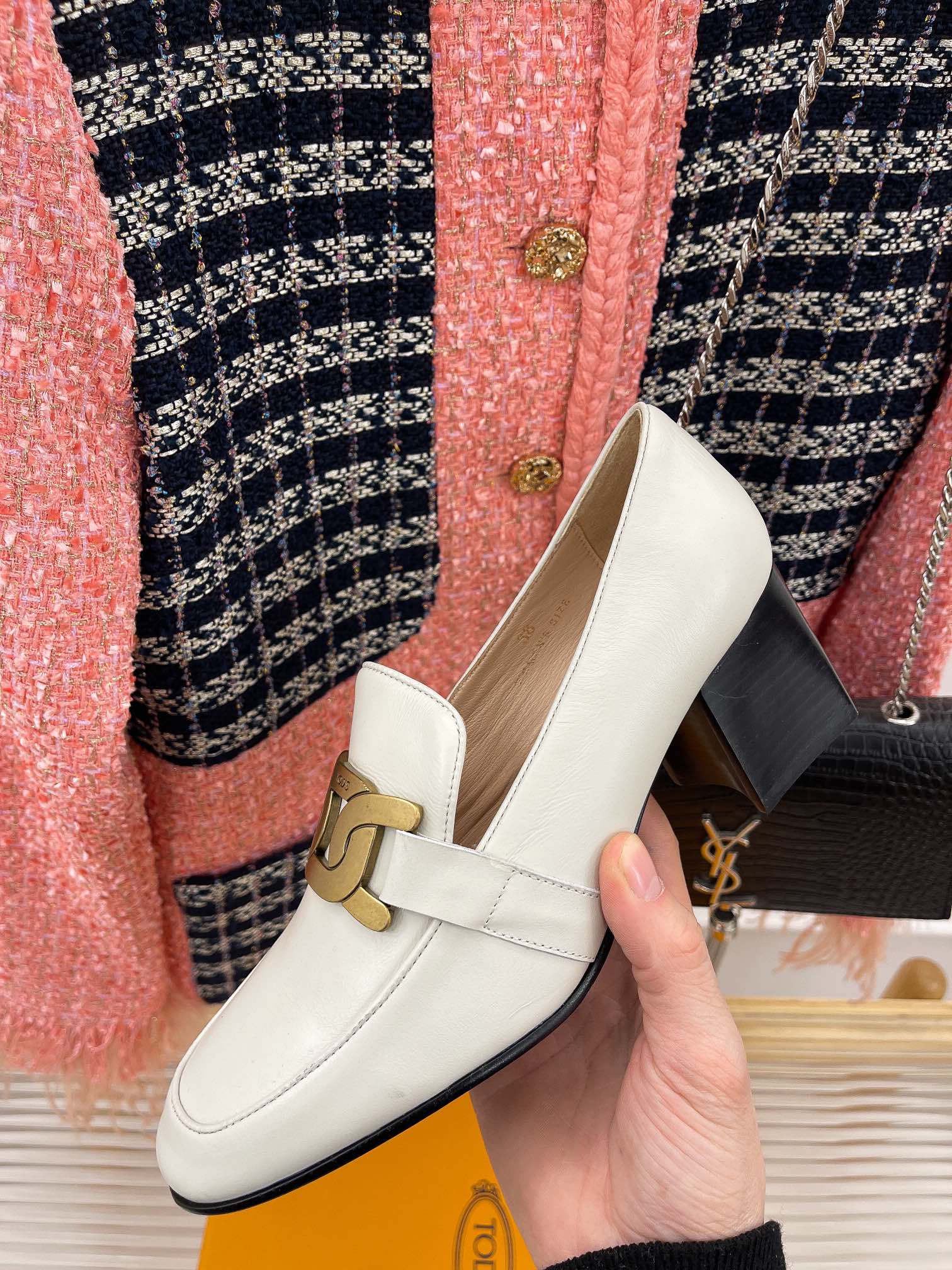 Tods - Лоферы с металлической пряжкой