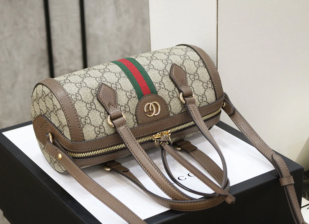 Сумка Boston из серии Gucci-ophidia