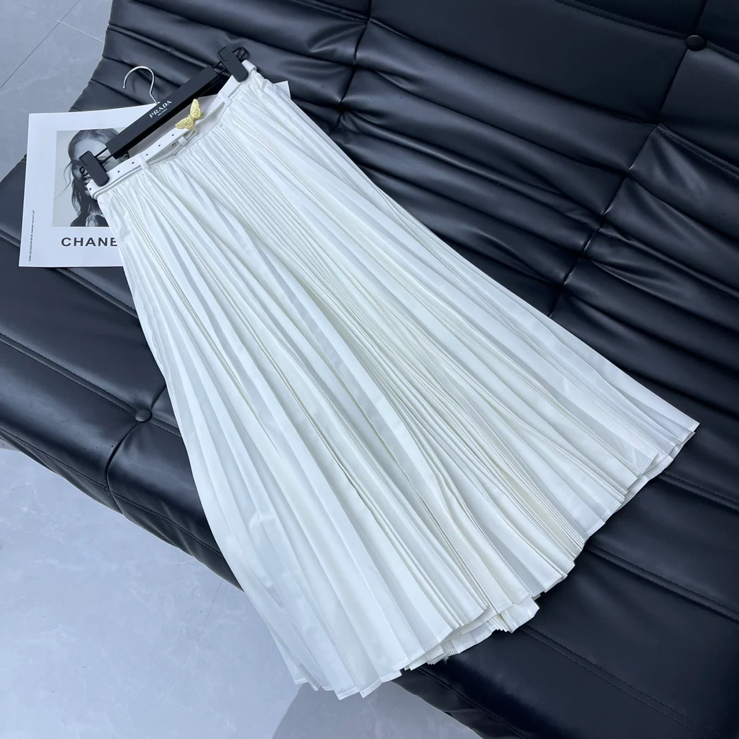 Dior - Новинка 2403-24: Макси-платье с плиссировкой и поясом - Белое