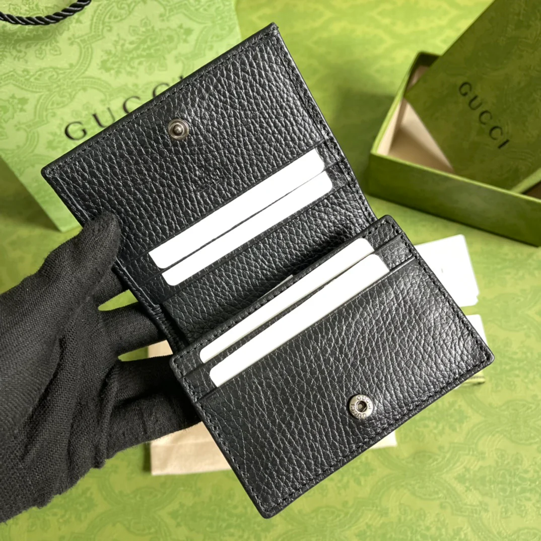 Gucci GG Marmont系列卡包