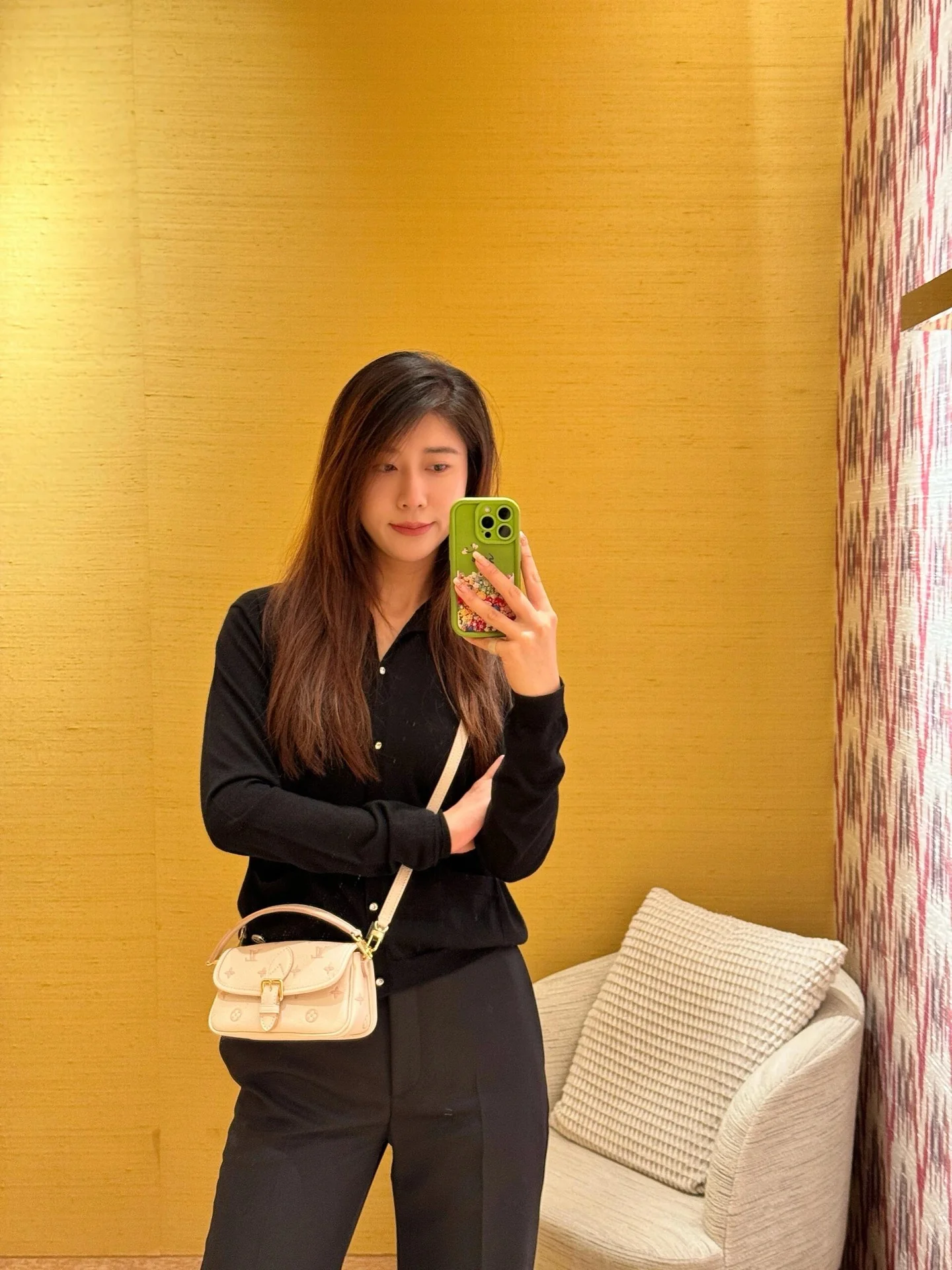 LV-m25591-nano-speedy handbag-1