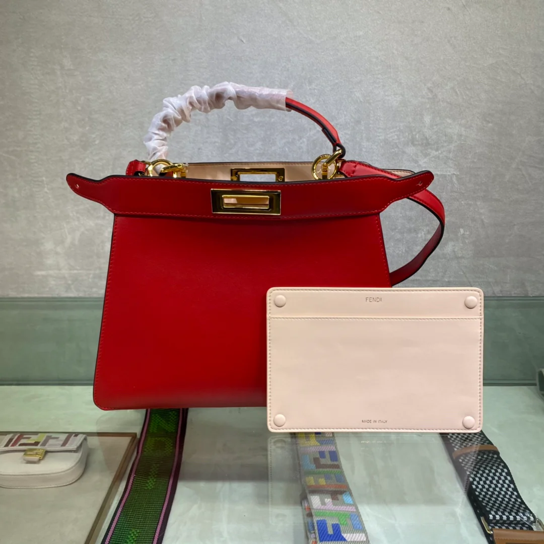 Кожаная сумка Fendi Peekaboo i-seey среднего размера, 6 цветов