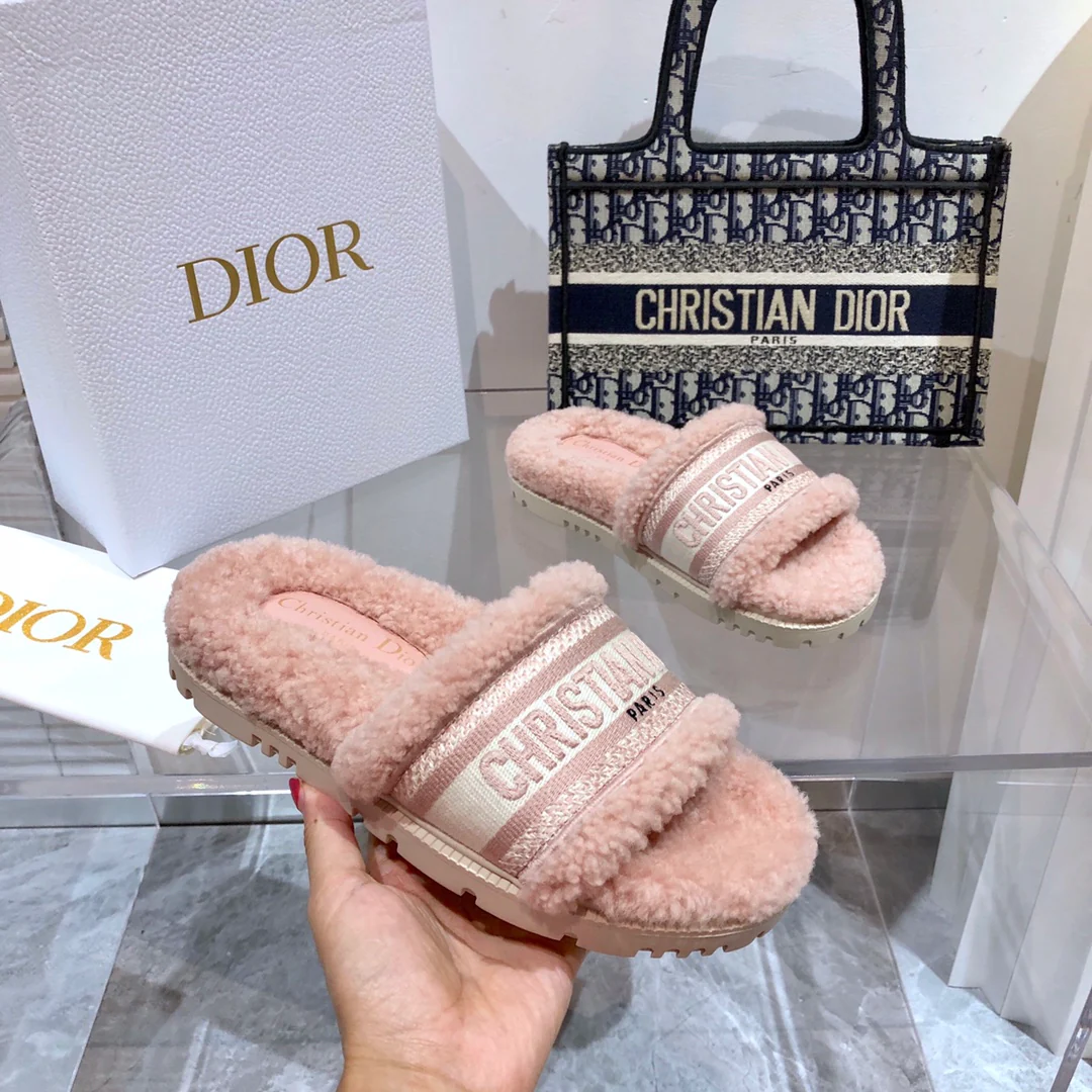 Dior - Меховые сандалии на платформе - Розовые