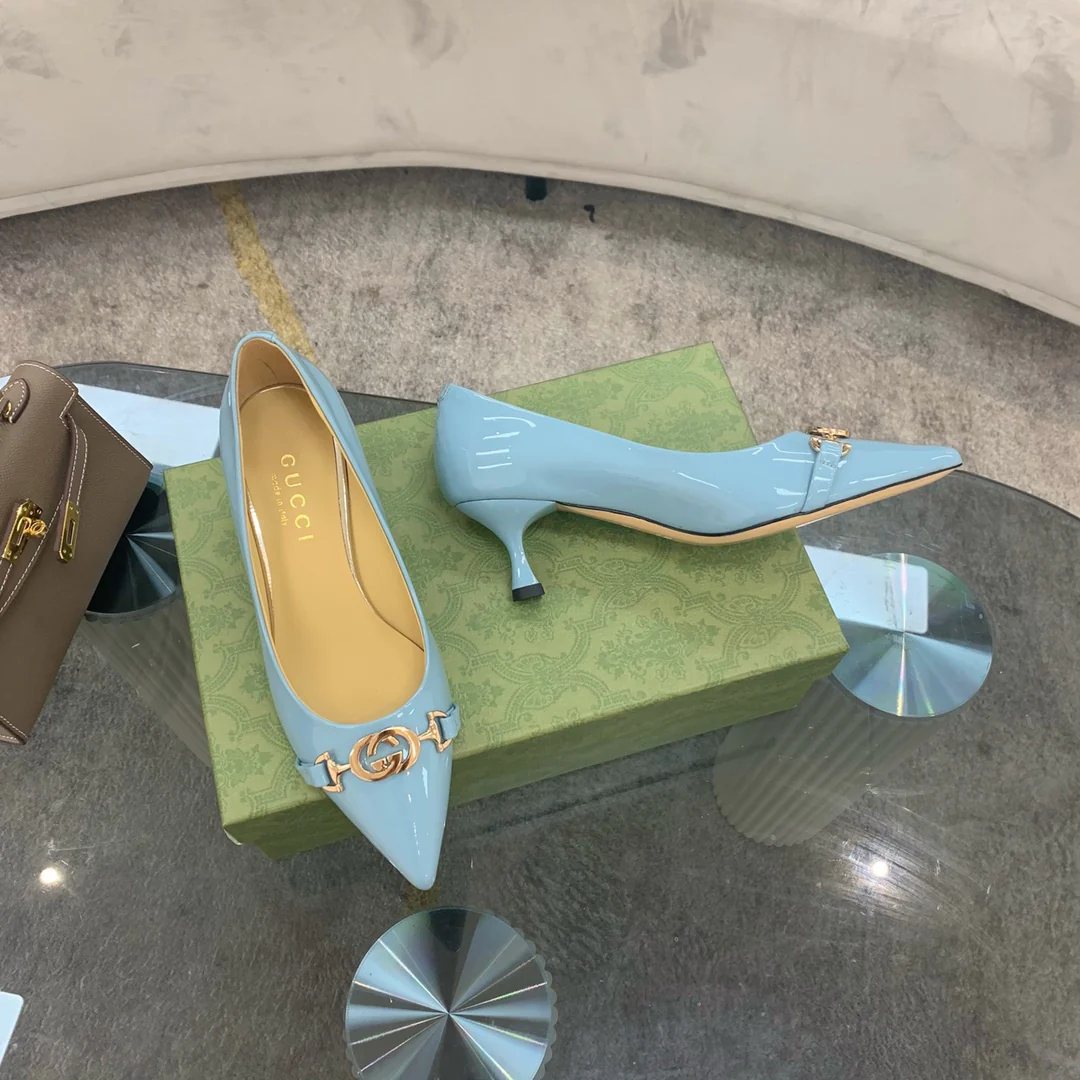 Туфли на высоком каблуке с острым носком от Gucci - синие