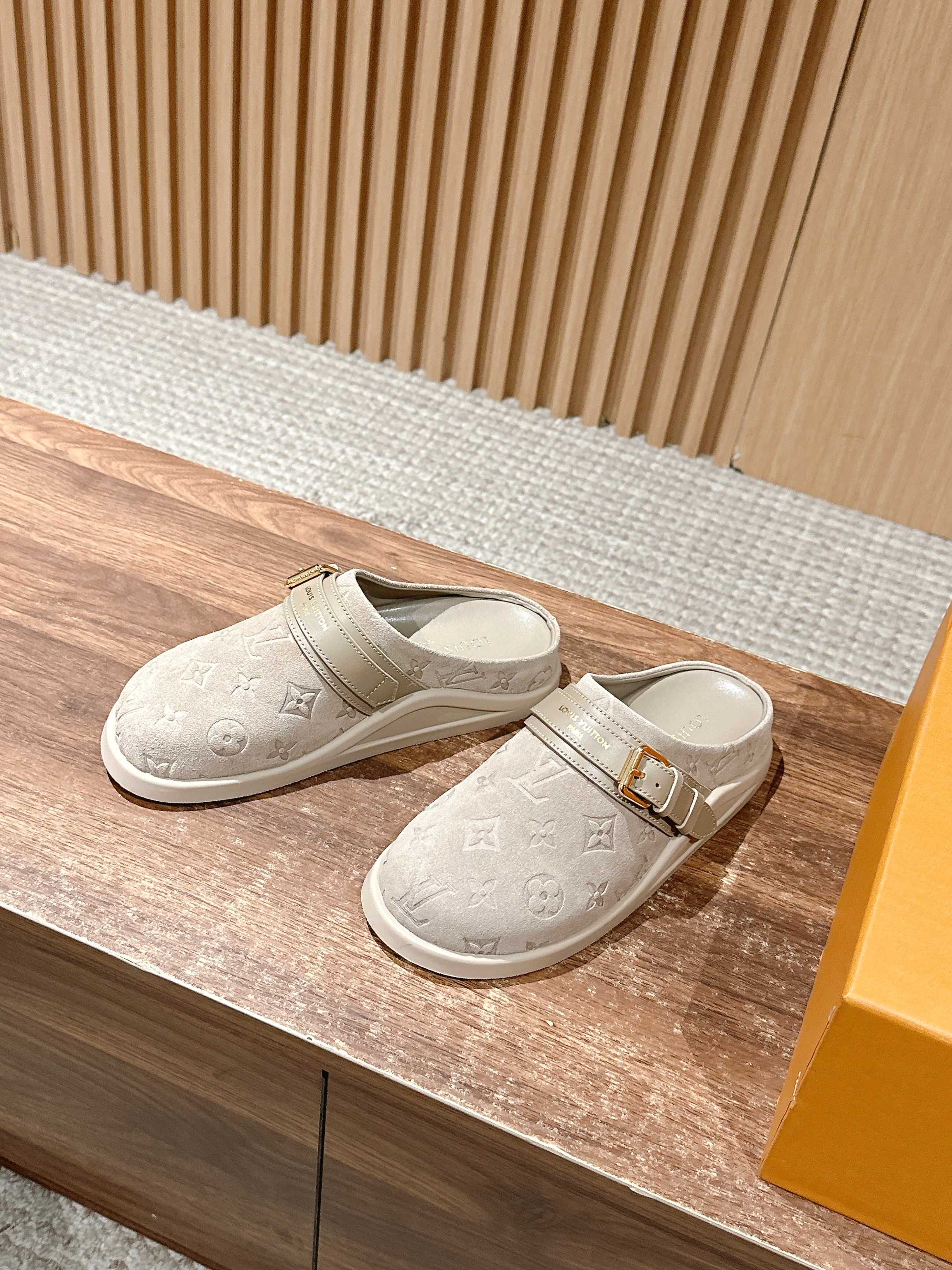 Новинка LV 2025 - Обувь Birkenstock - Замшевая отделка