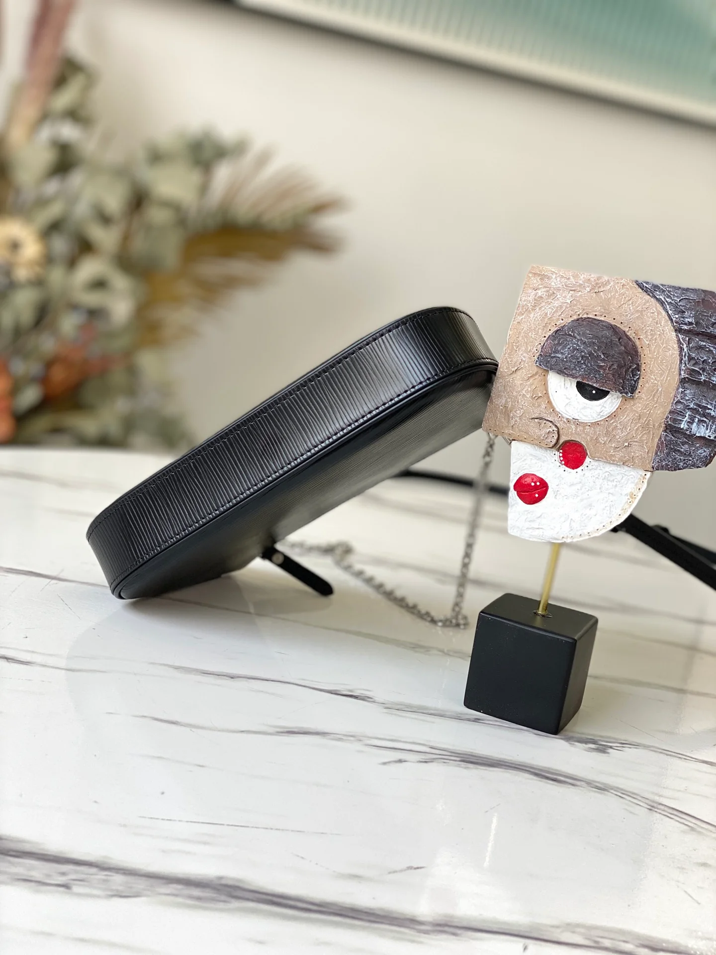 lv-m80471-black-easy-pouch-on-strap-handbag