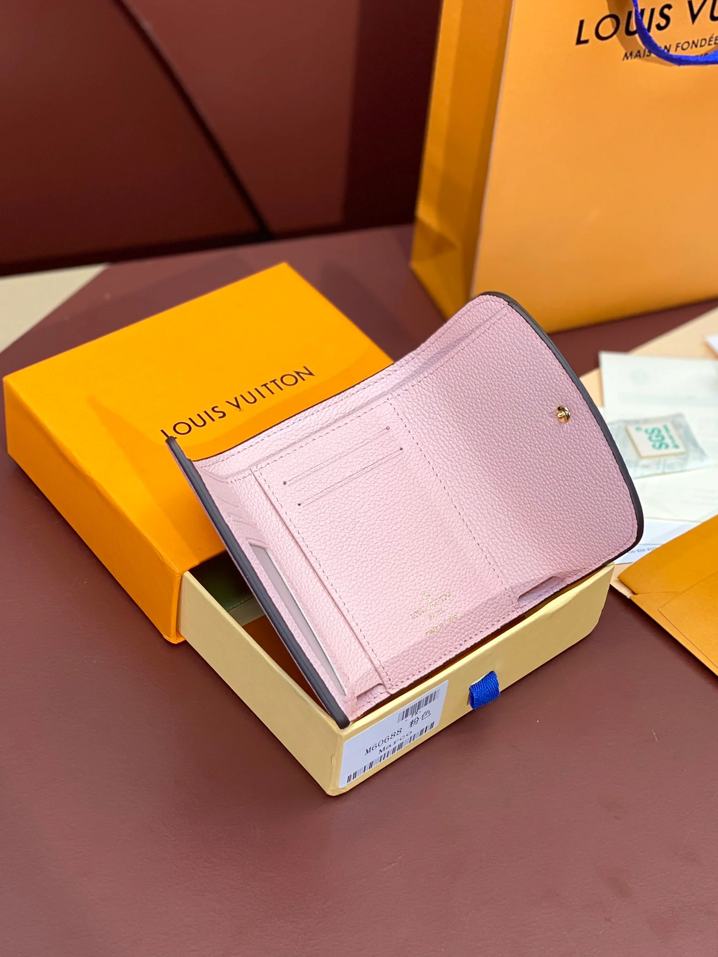 LV-m60688-Короткий кошелек-Розовый