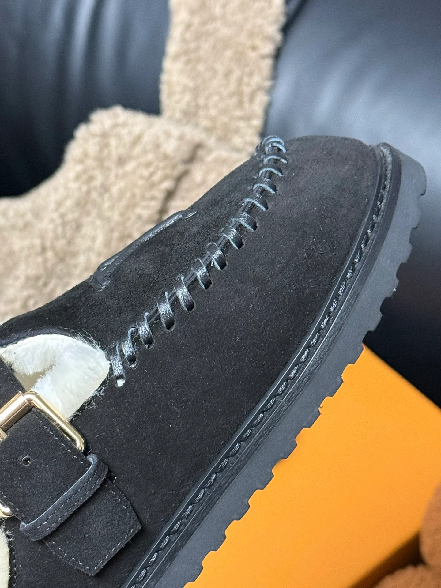 Меховые туфли Мэри Джейн LV-2024 - черные