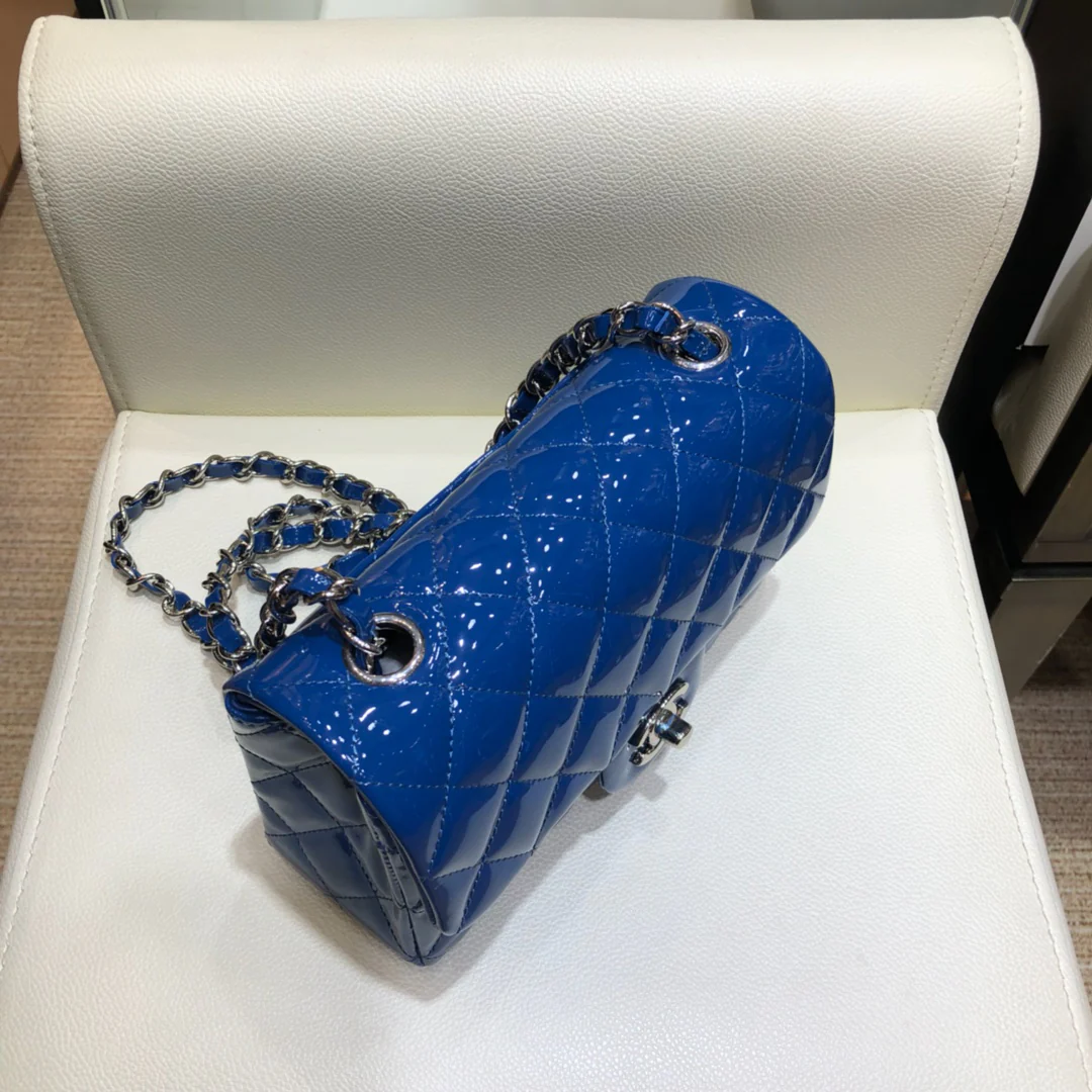 Сумка Chanel CF - лакированная кожа - серебряная цепочка - 20 см