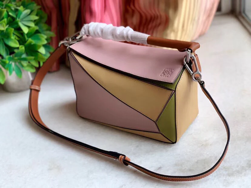 Сумка-пазл Loewe весна/лето 2019 из телячьей кожи