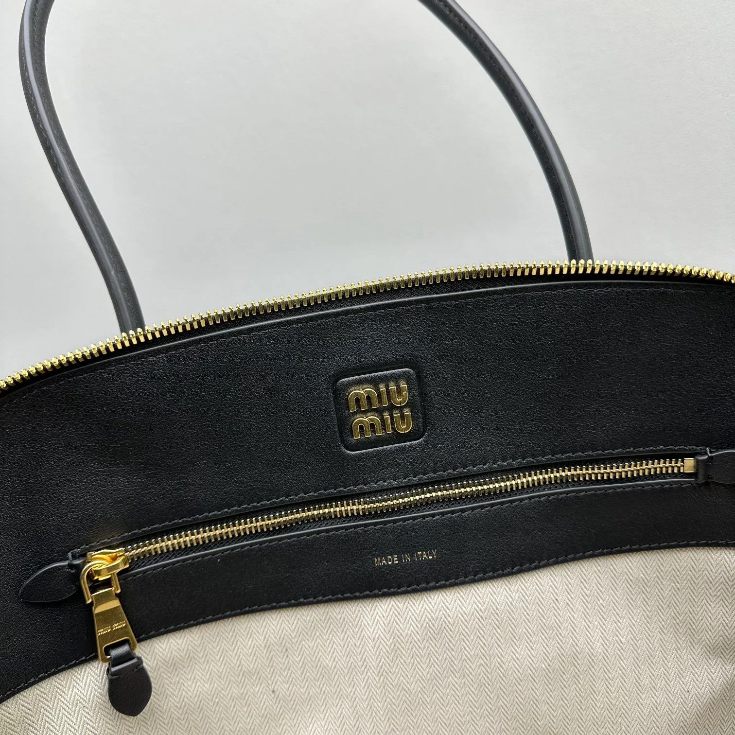 Мотоциклетная сумка Miu Miu-24ss