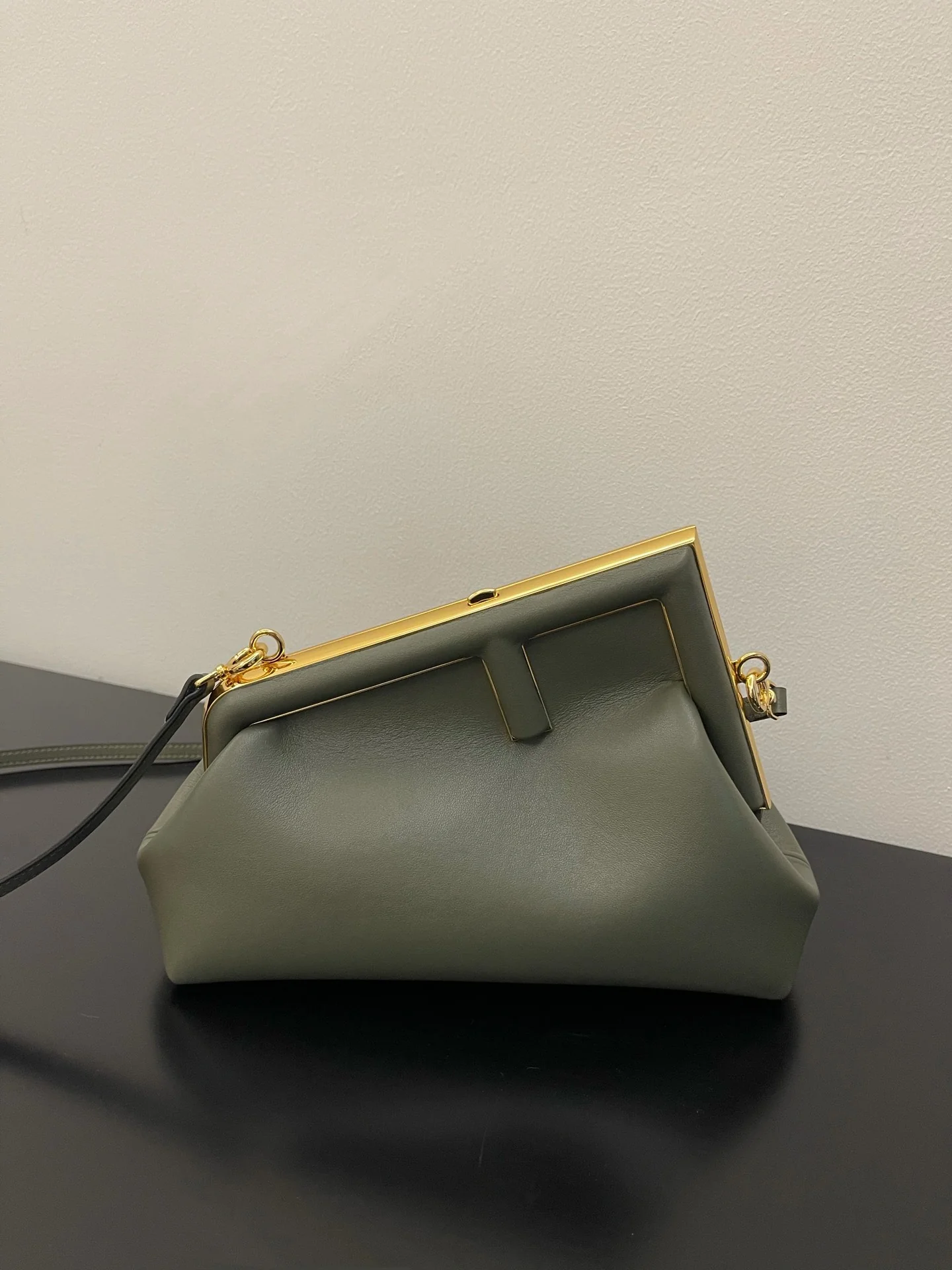 Сумка Fendi First Handbag - Маленькая - Монограмма - 1