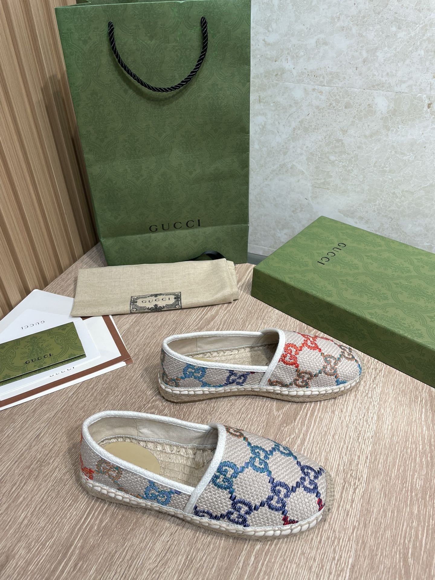 Gucci - Соломенные рыбацкие туфли