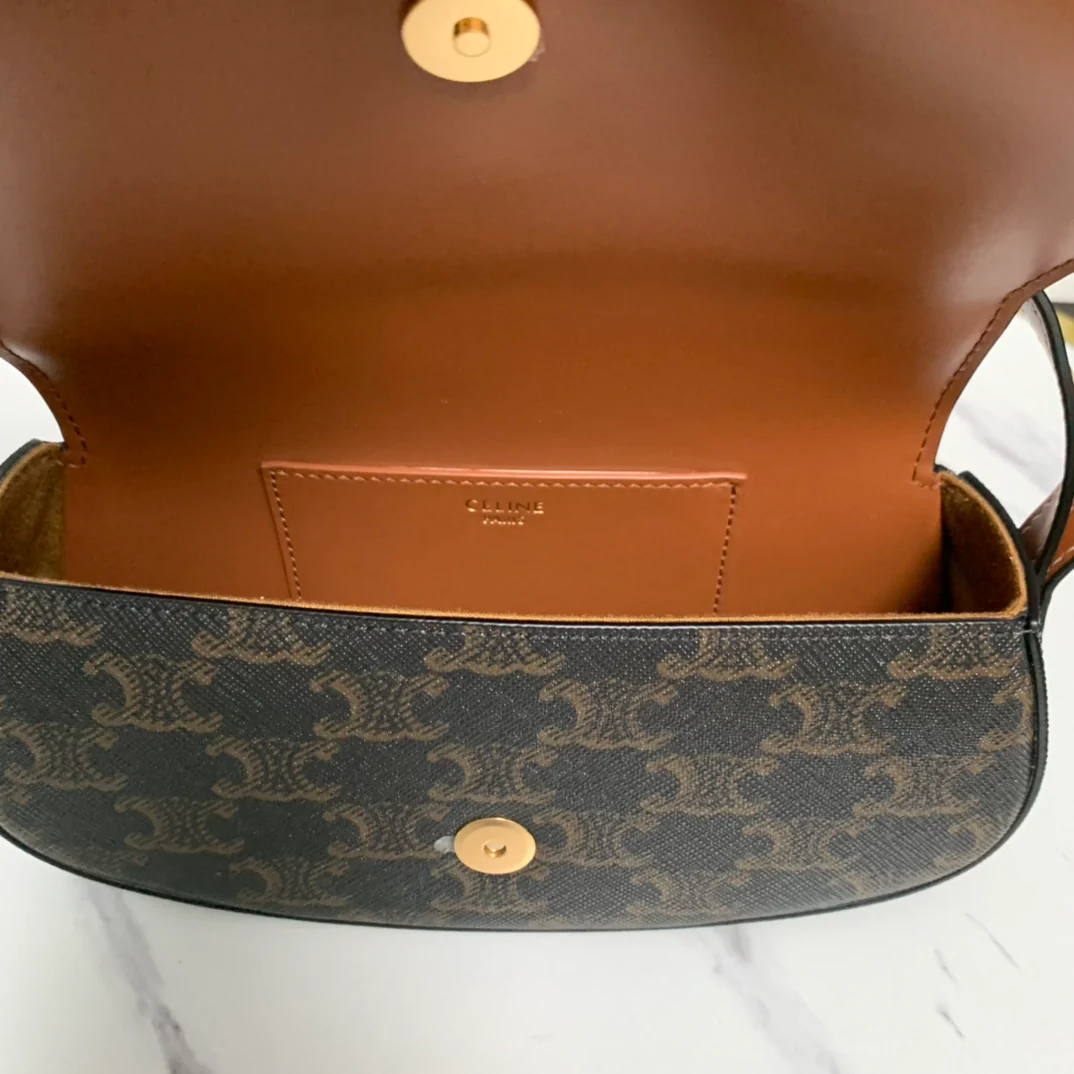 Клатч Celine Tabou - сумка из канваса с монограммой