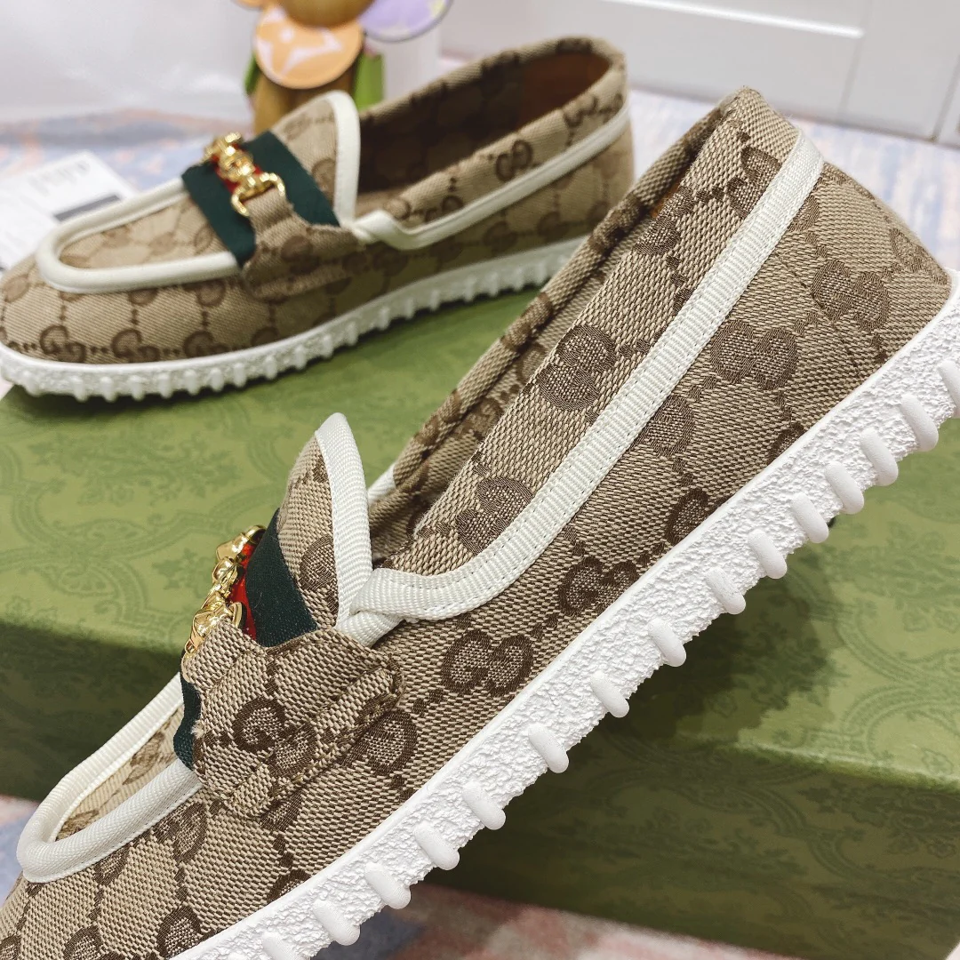 Gucci - Резиновая подошва - Туфли без шнурков - Лоферы - Унисекс - 1