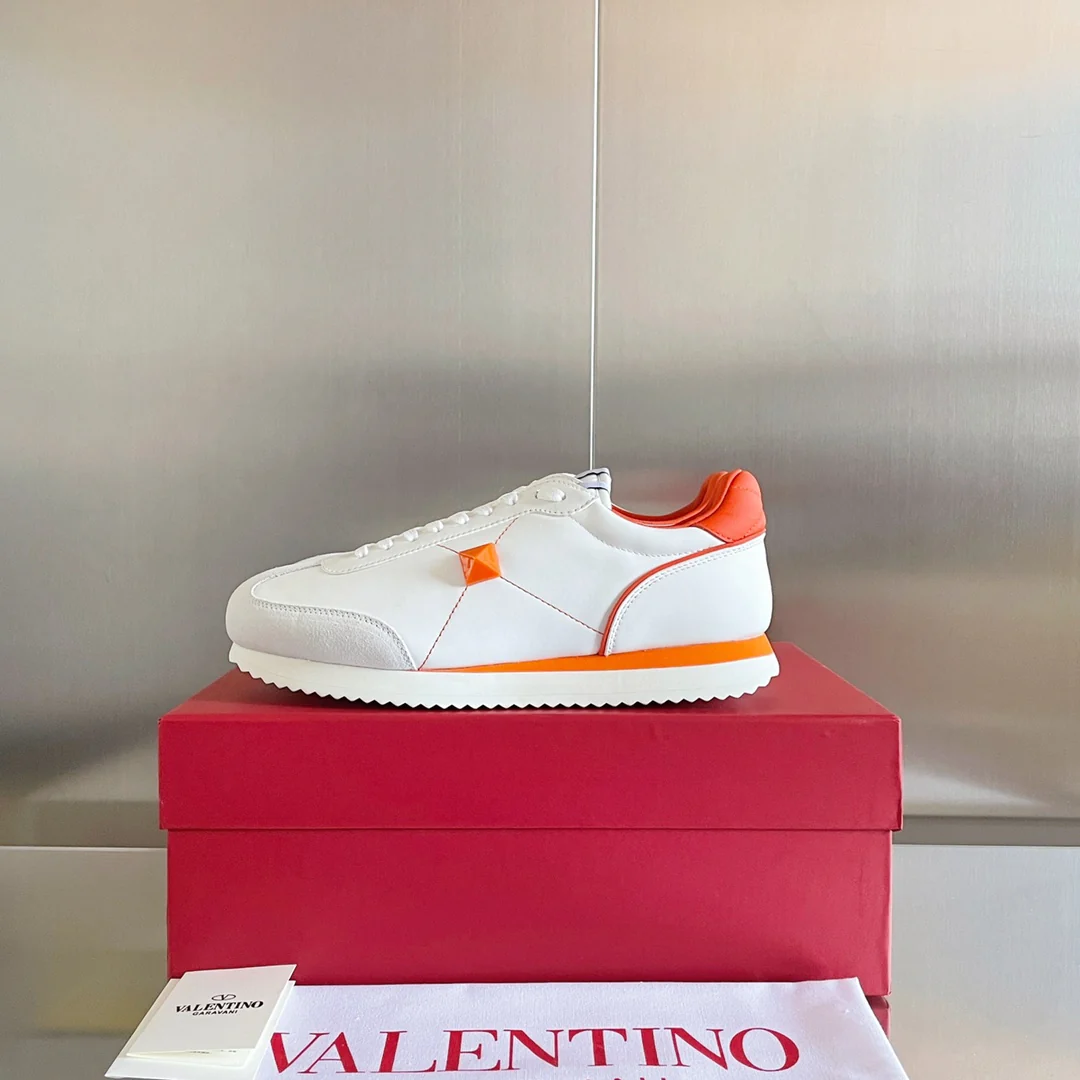 Спортивные повседневные туфли Valentino с заклепками - для пар - оранжевая отделка