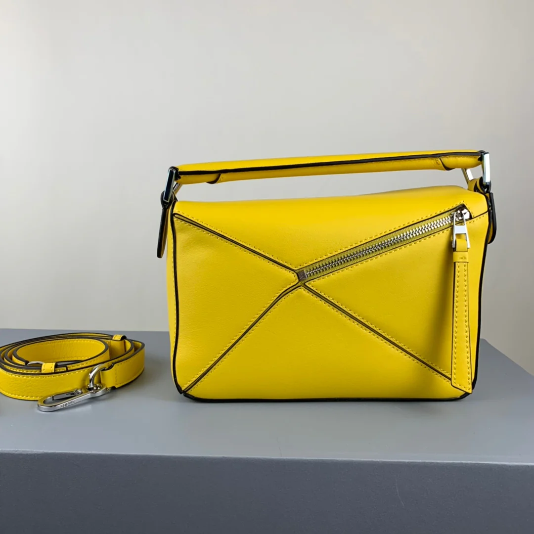 Сумка Loewe Puzzle, телячья кожа, средний размер, 14