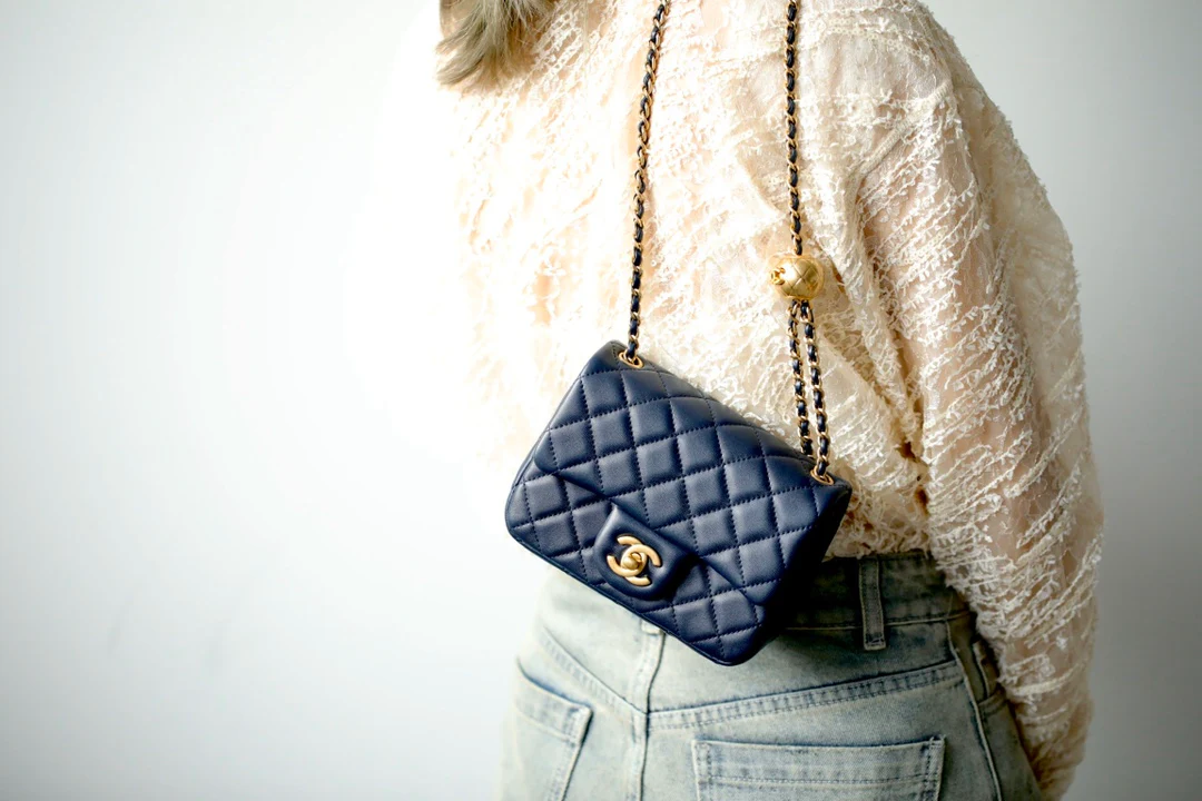 Chanel - Сумка-клатч 