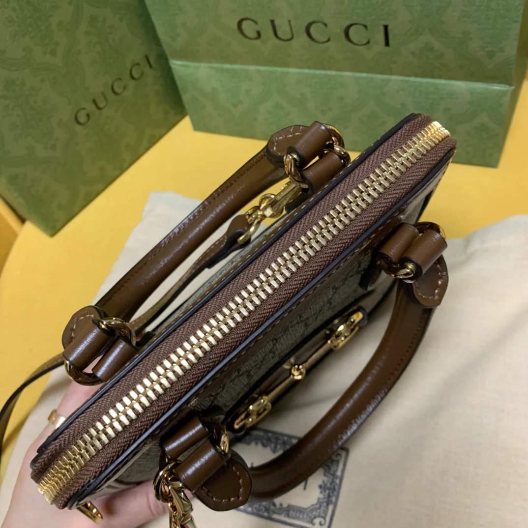 Gucci-1955迷你贝壳包