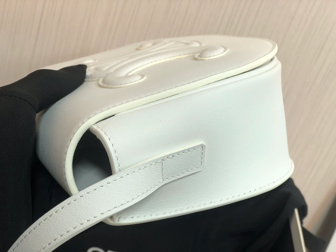 Сумочка Celine-folco-cuir-triomphe