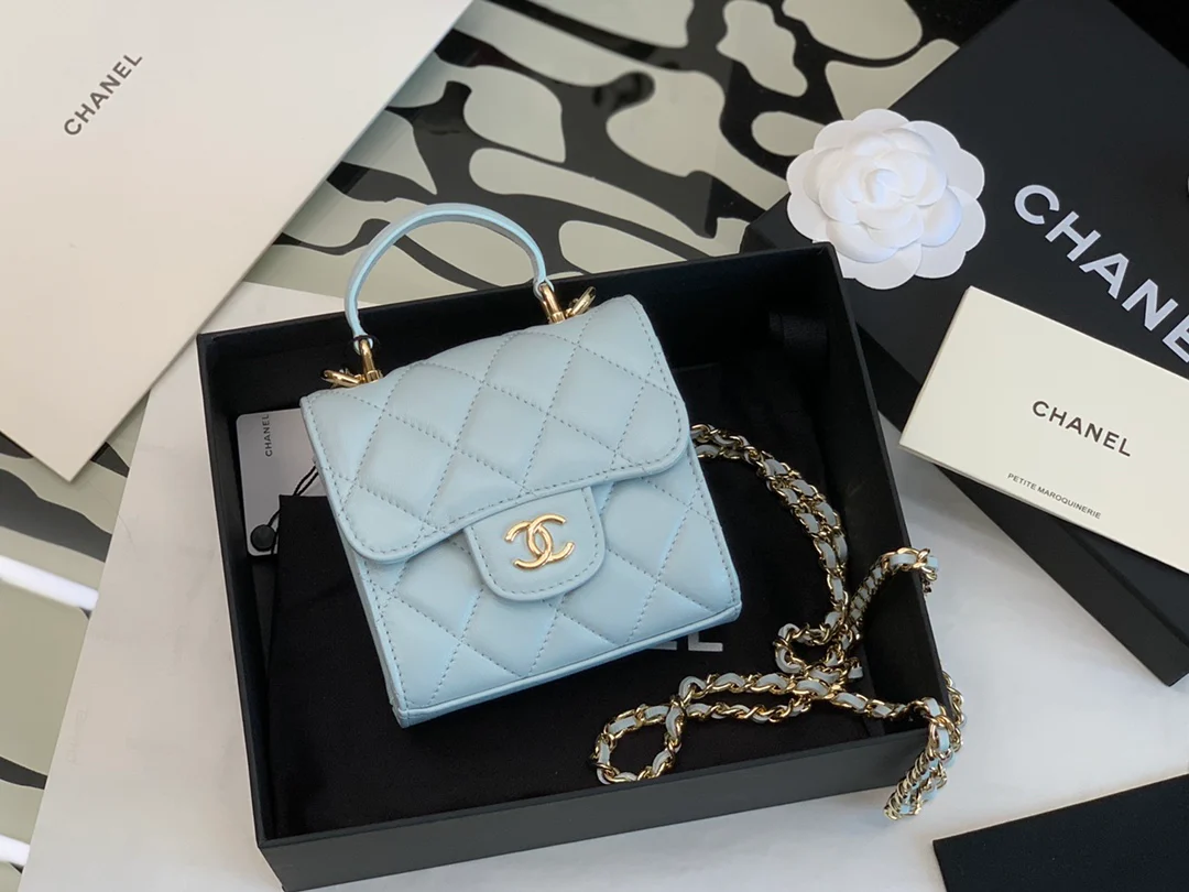 Мини-сумочка Chanel в виде коробки с ручкой - синяя