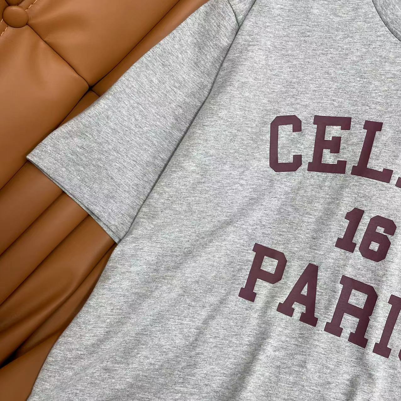 Футболка с коротким рукавом Celine 2404 с принтом логотипа - серая