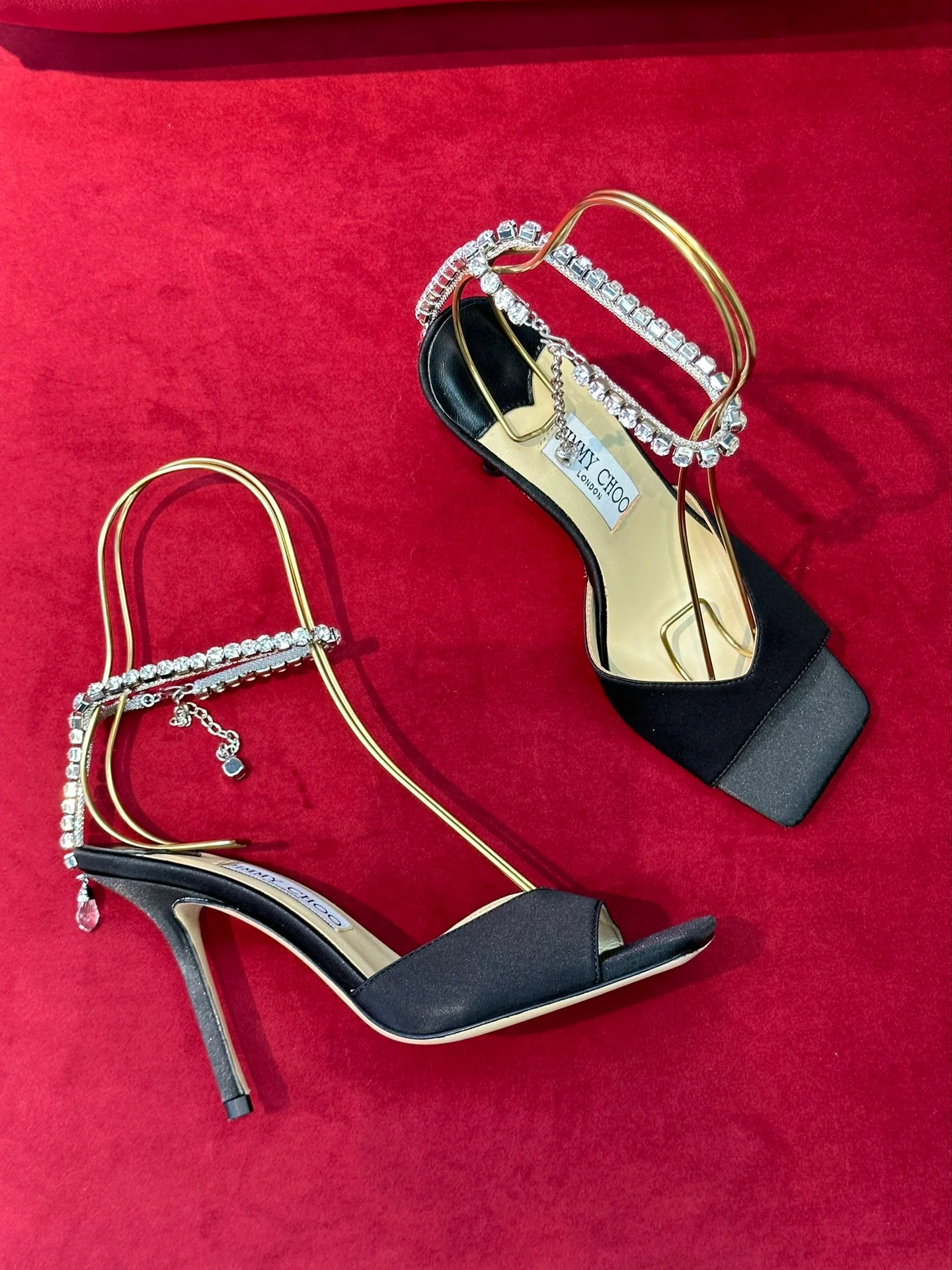 Jimmy - Новинка весны/лета 2023 - Босоножки на высоком каблуке с открытым носком - Черные