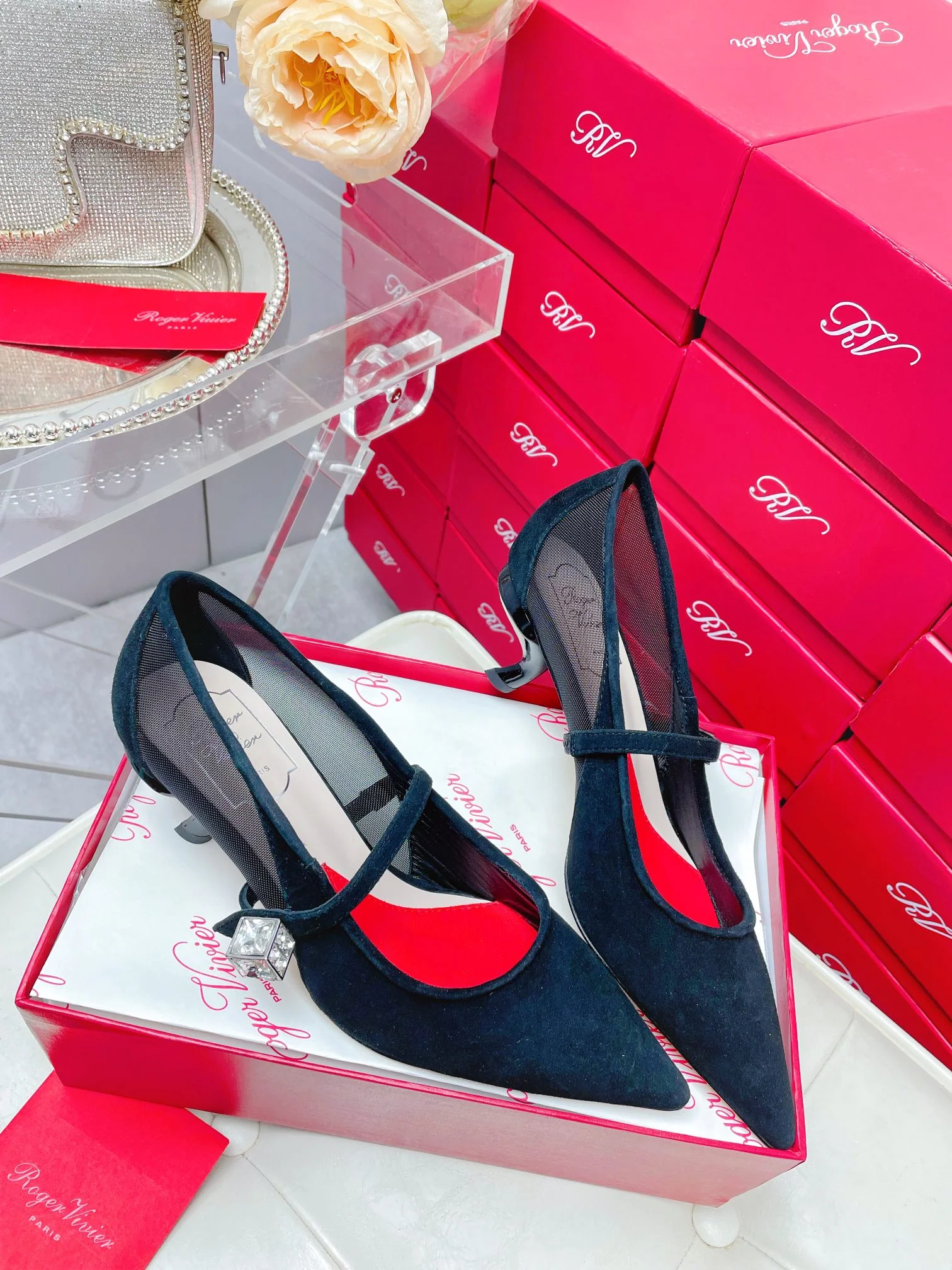 Обувь RV Shoes - Новинка ранней весны 2023 года - Туфли на каблуке ?Мэри Джейн? с острым носком - Черные