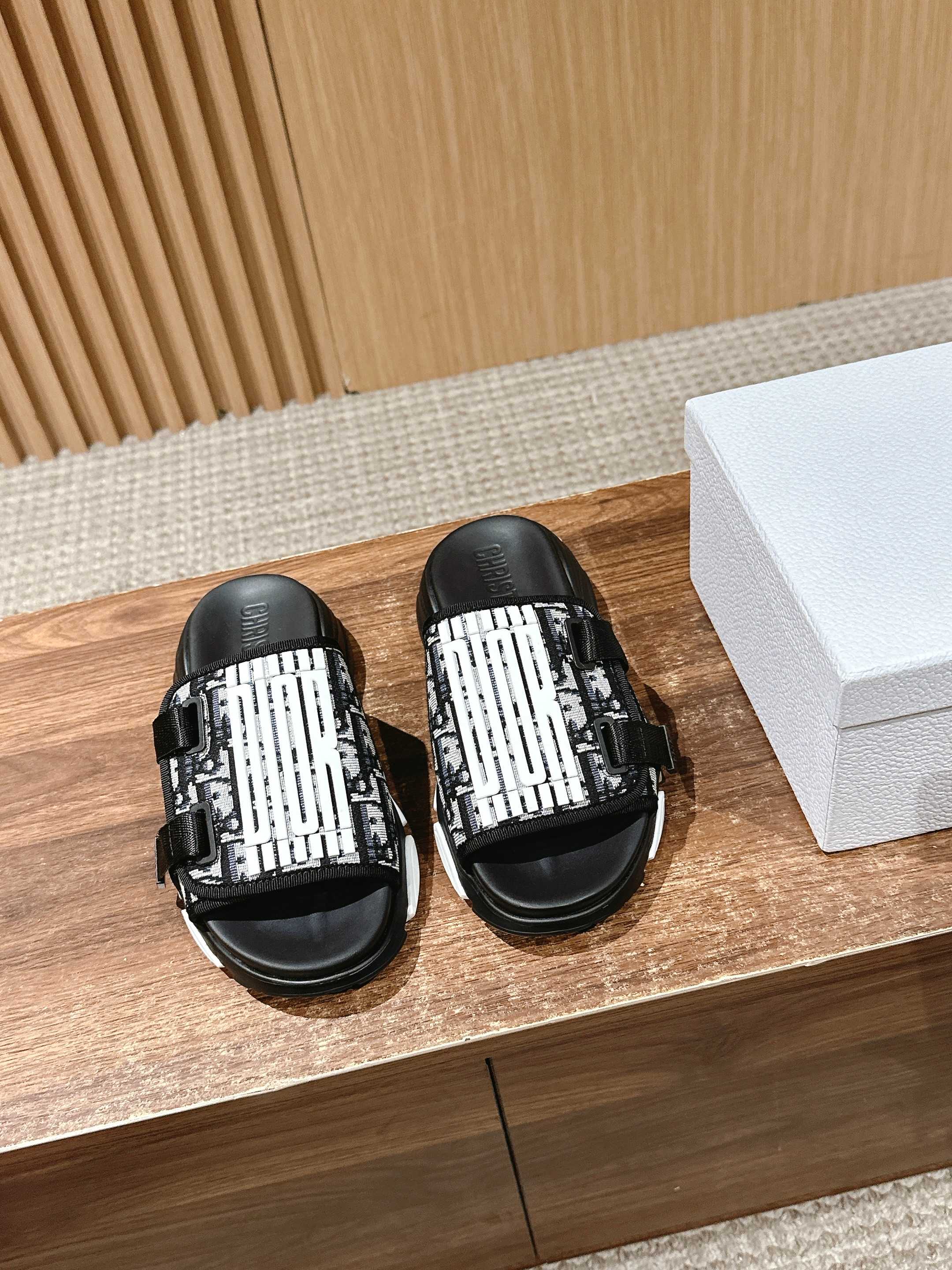 Пляжные сандалии на платформе Dior - Monogram Grey