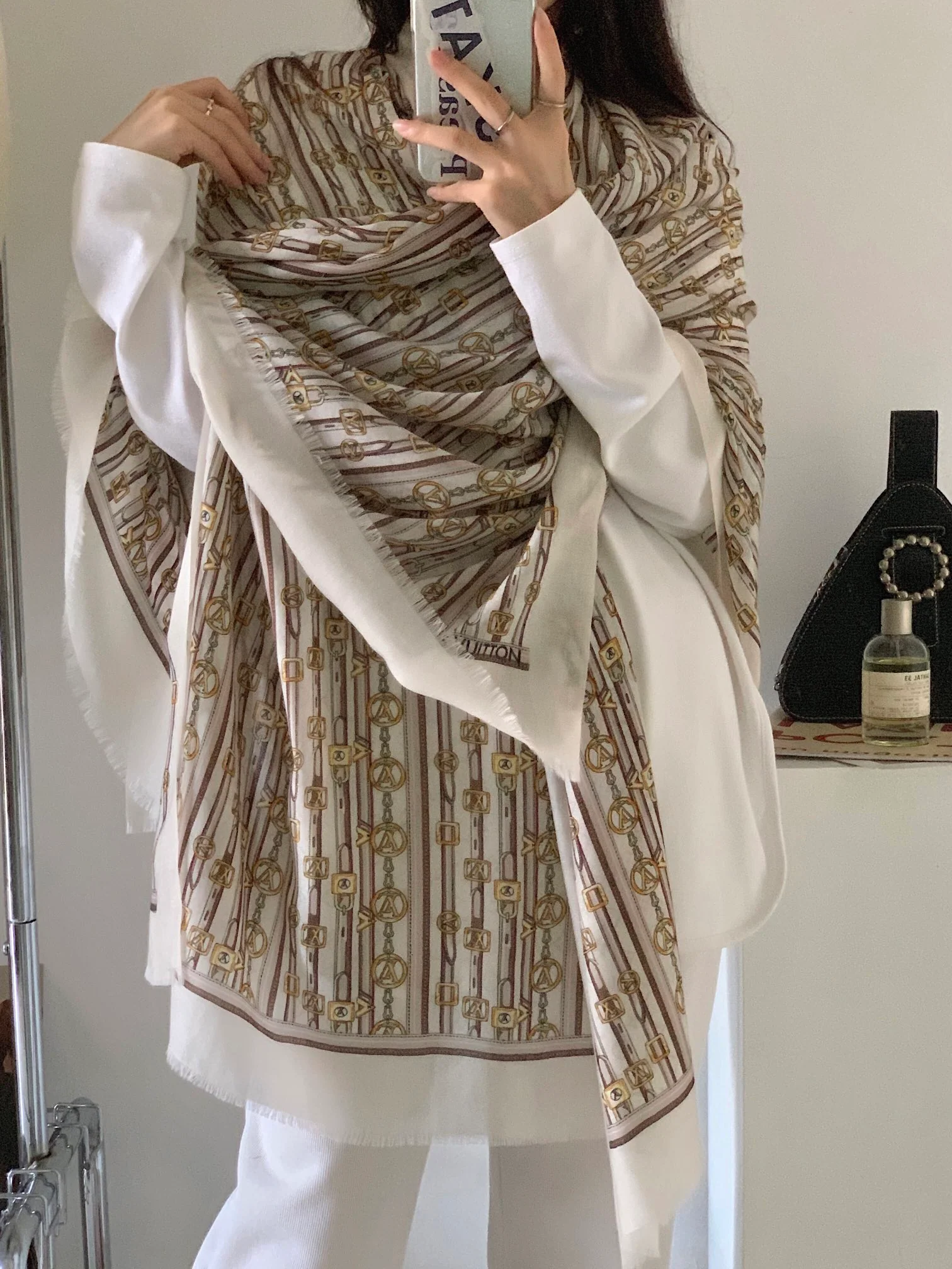 Шарф LV с принтом в виде цепочек - 100-200 см - Кашемир 100% чистоты