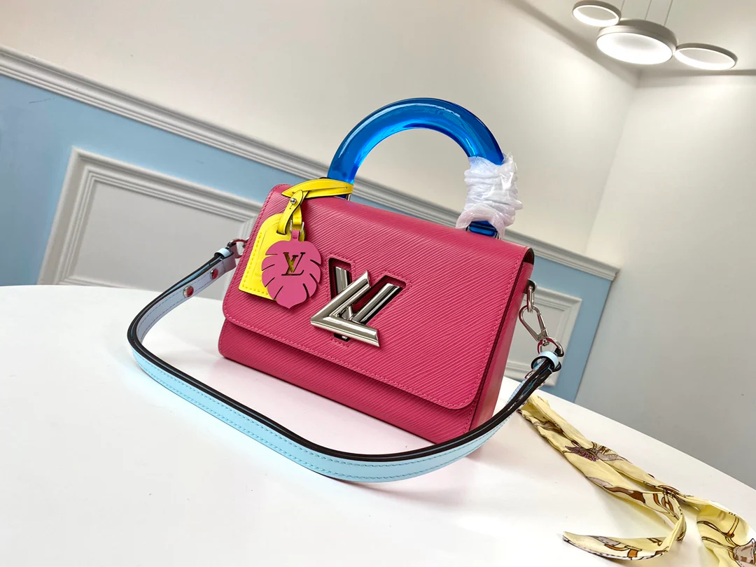 m56131-LV-2020-Summer-Twist-Medium Handbag