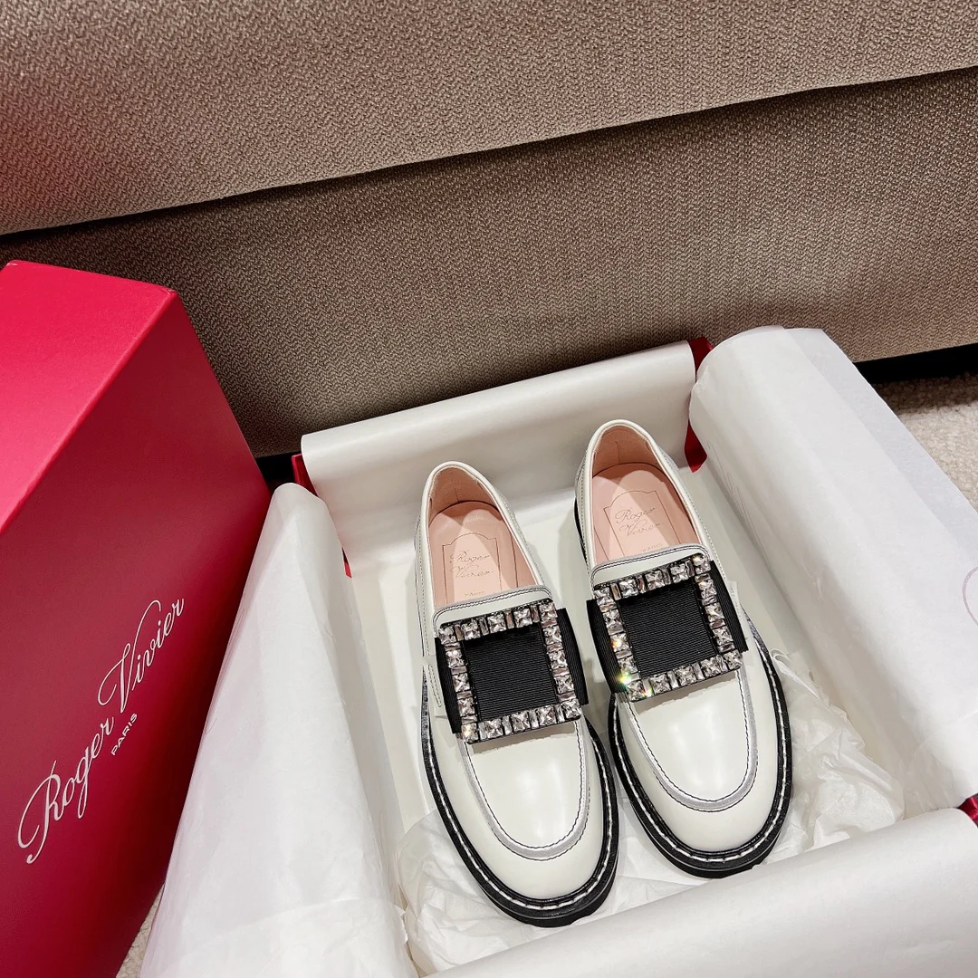 кожаные лоферы с пряжкой