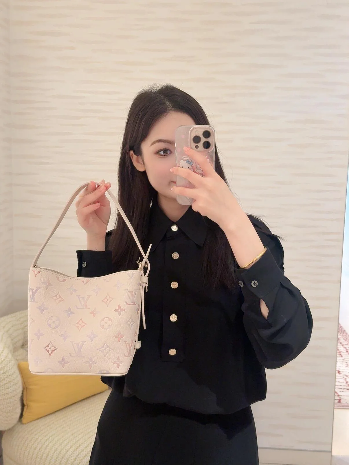 LV-m25673-all-in-bb сумка-белого цвета