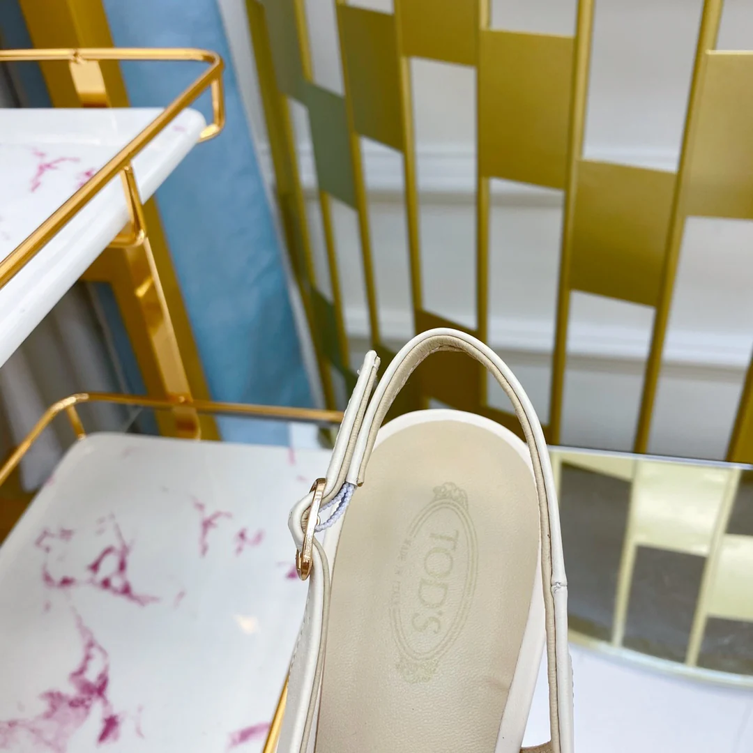 Tods - Сандалии на низком каблуке