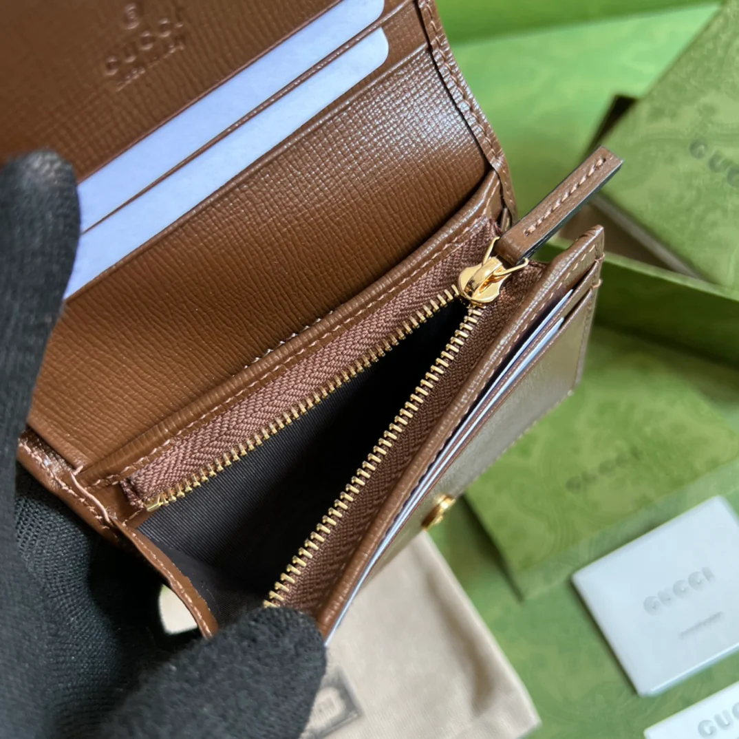 Gucci 短夹卡包