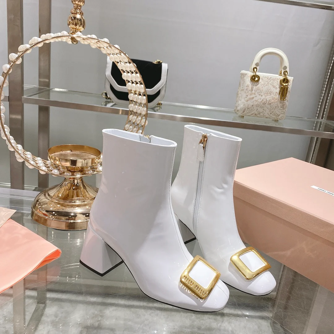 Miu Miu - Ботильоны 22s с металлической пряжкой - 1