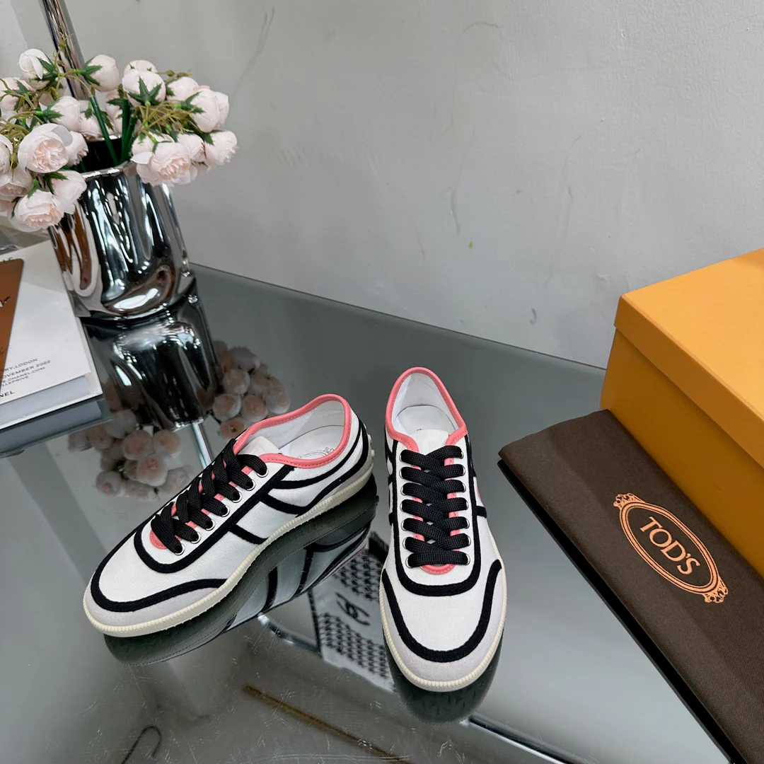 Повседневные балетки Tods - белые и розовые