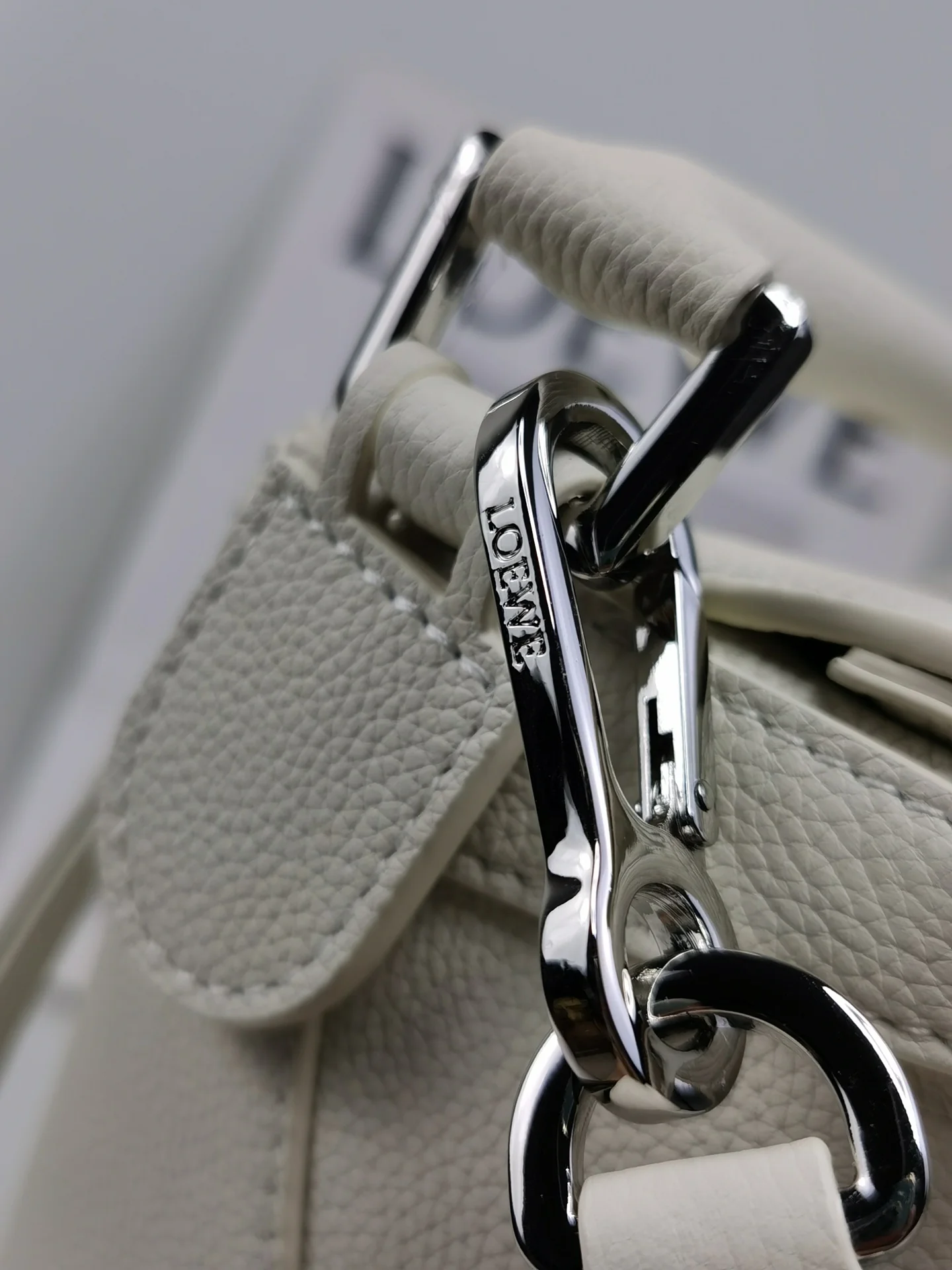 Пазл Loewe - Бежевый/Серый - Маленький