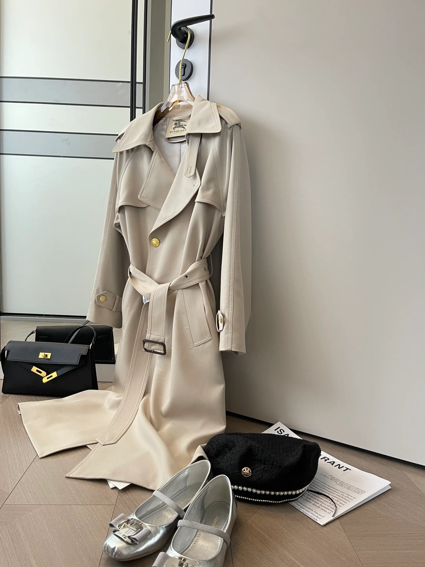 Burberry 2403 - Объемный тренч