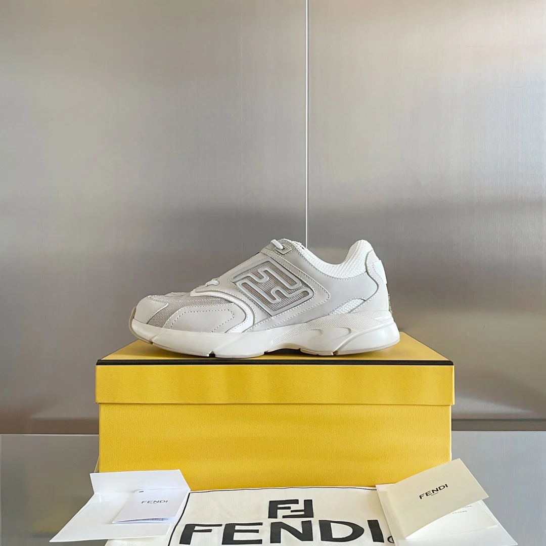 Кроссовки Fendi — парные — Off White