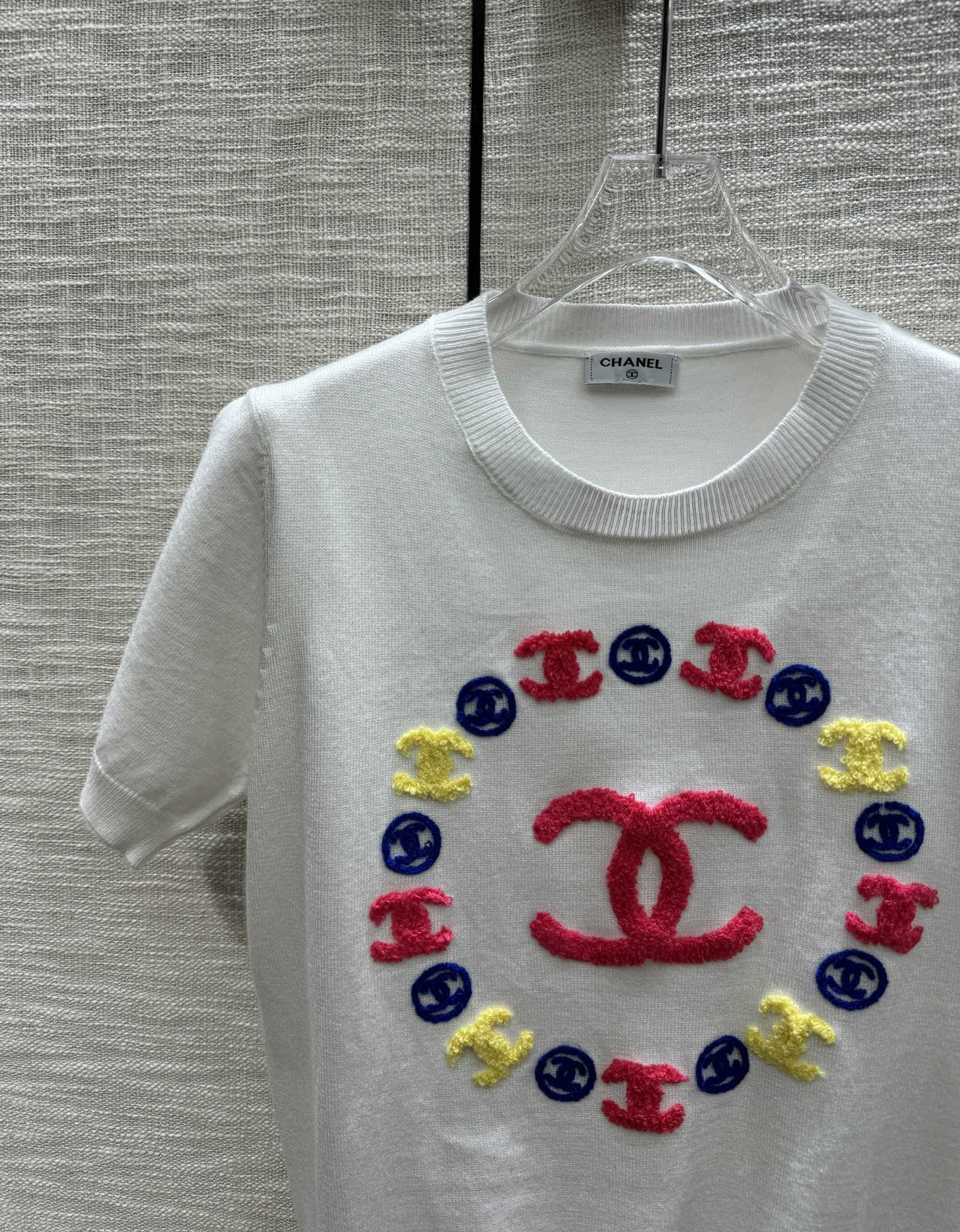 Футболка Chanel 2403 Double C Knit с коротким рукавом - белая - 1 шт.