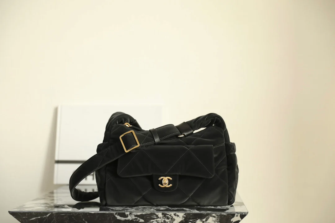 Chanel Grandsac Bowling Black