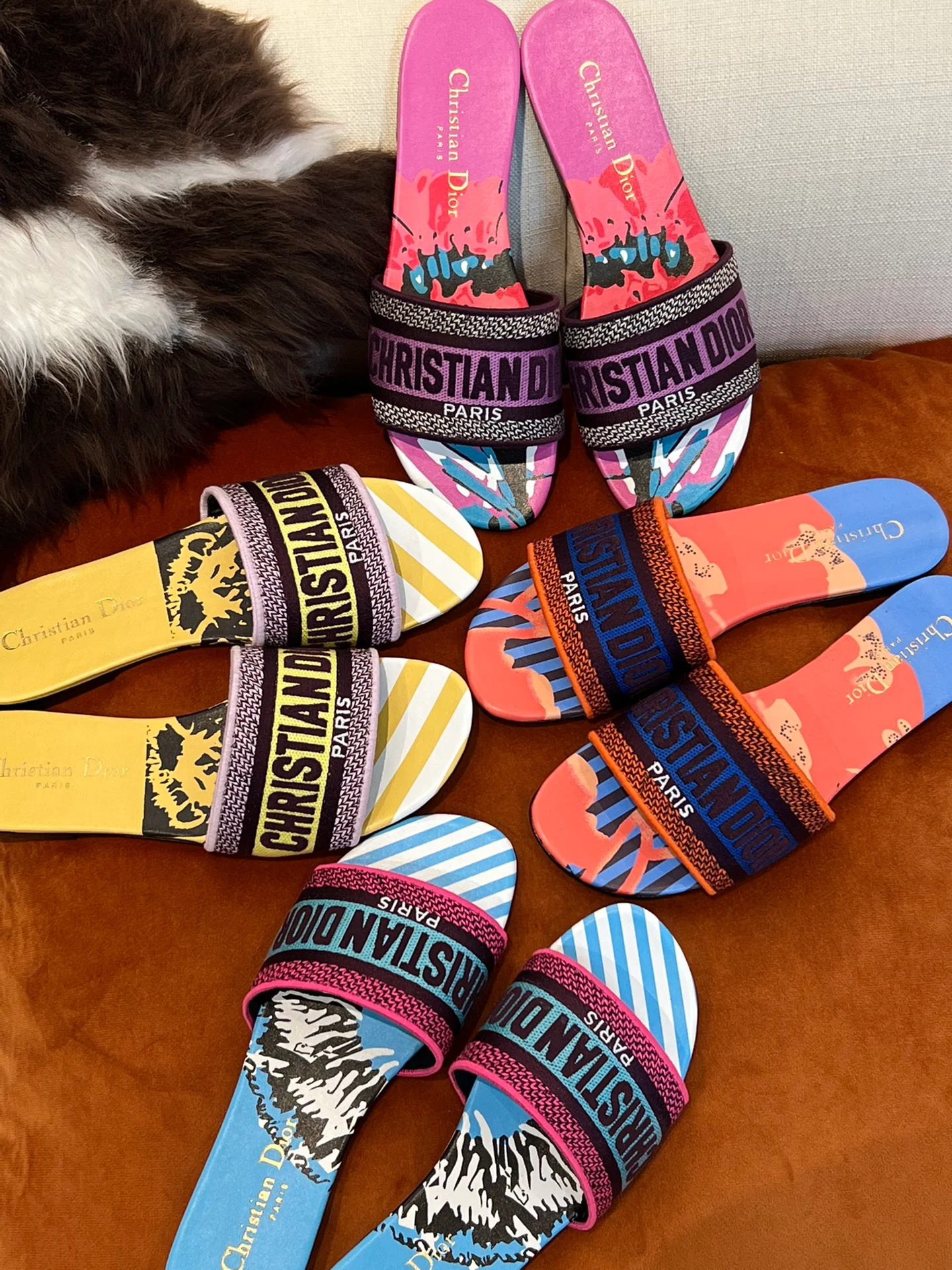 Коллекция тапочек Dior