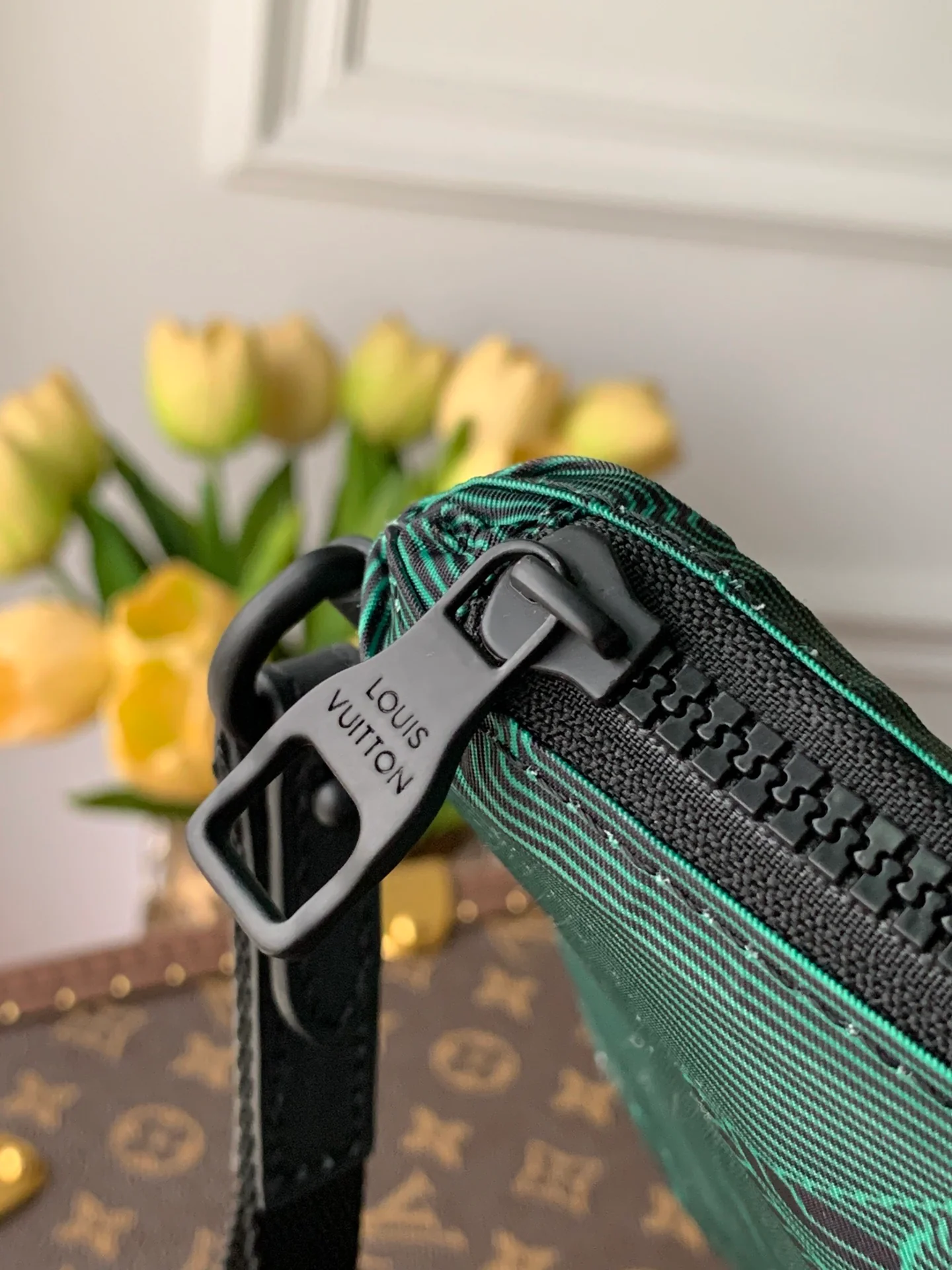 lv-m80142-двусторонняя сумка-клатч